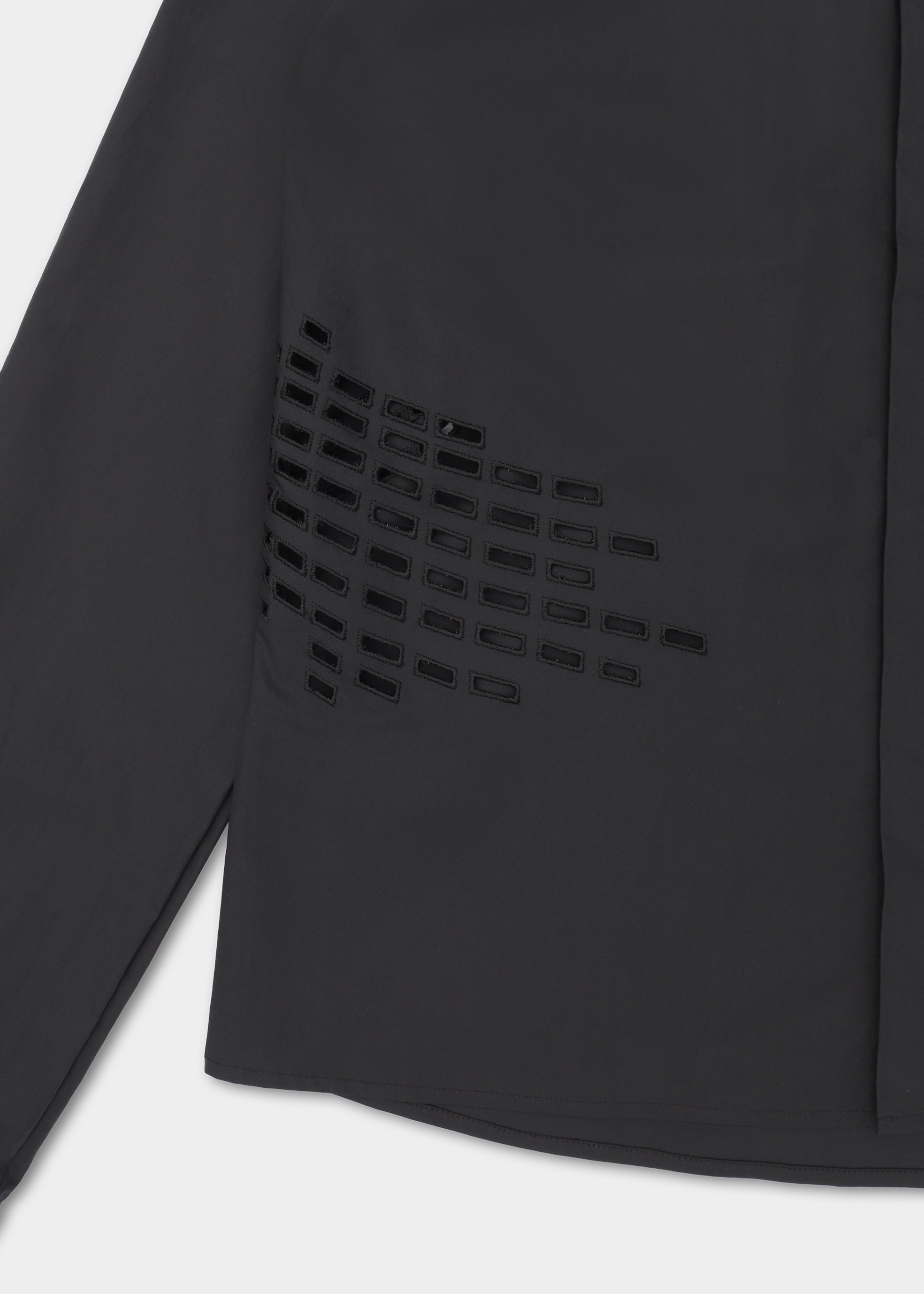 HE, product: HALOS SHIRT (Fig. 10)