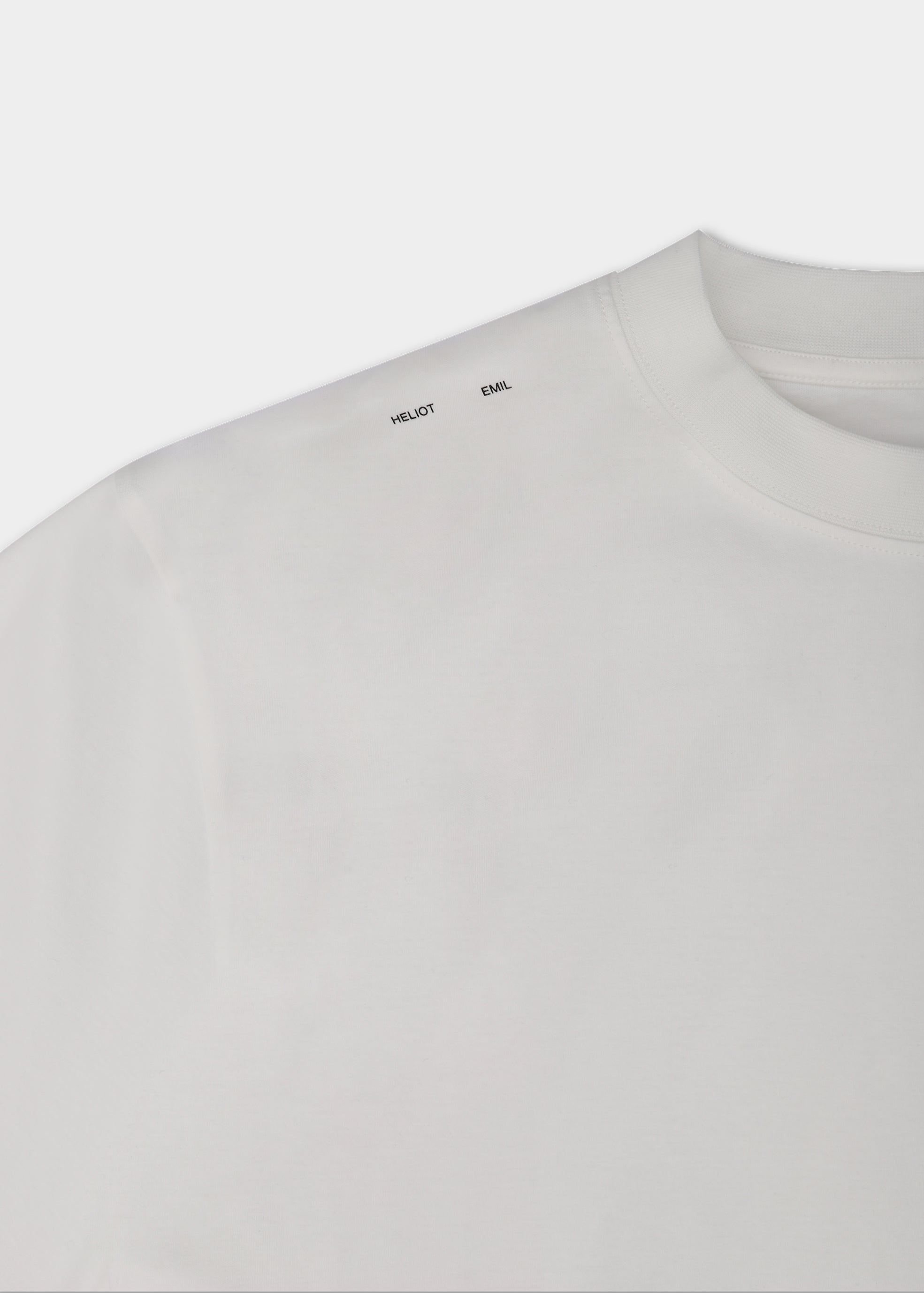 HE, product: PHOTON T-SHIRT (Fig. 9)