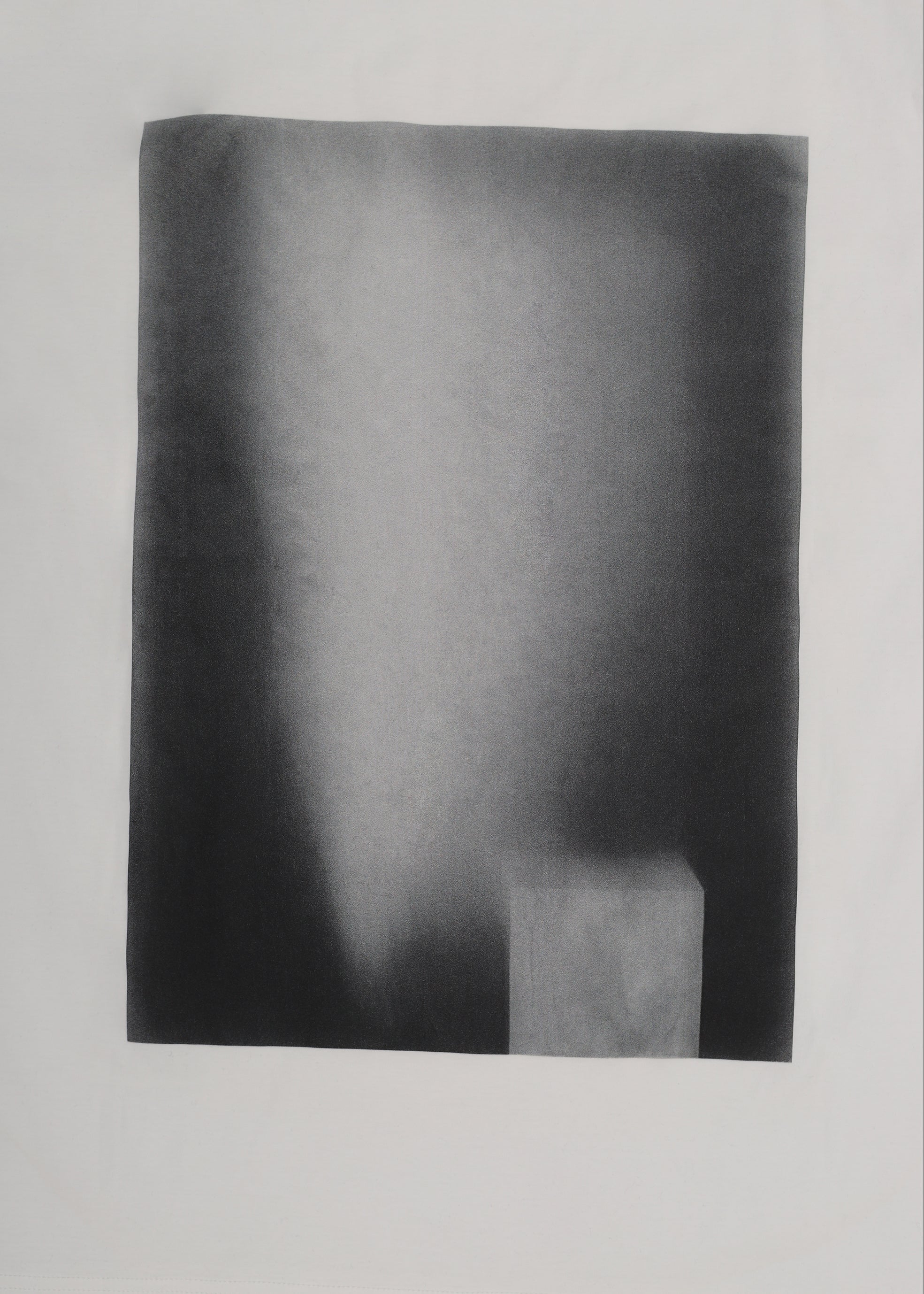 HE, product: PHOTON T-SHIRT (Fig. 8)