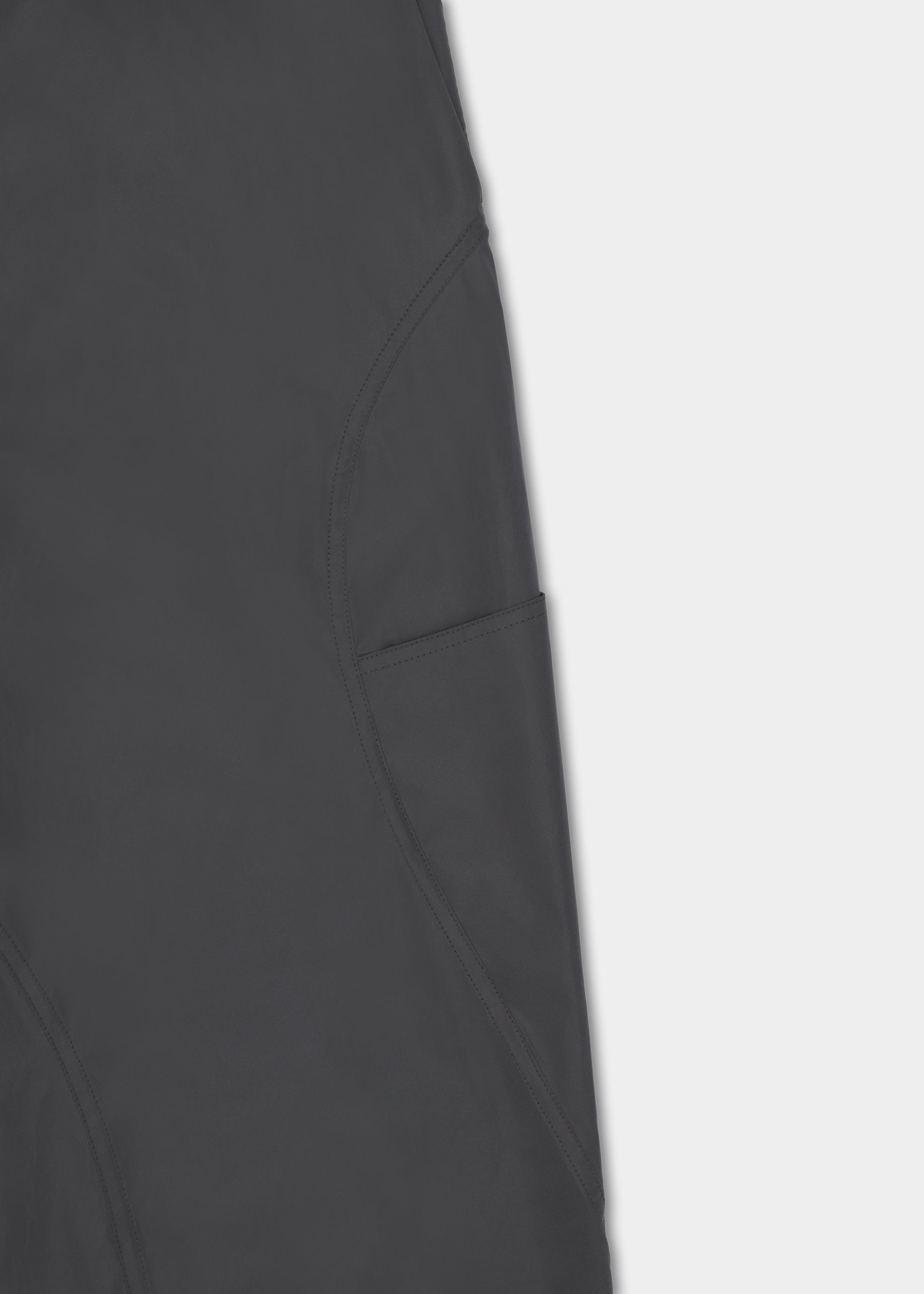 HE, product: INTERLUCENT TROUSERS (Fig. 7)