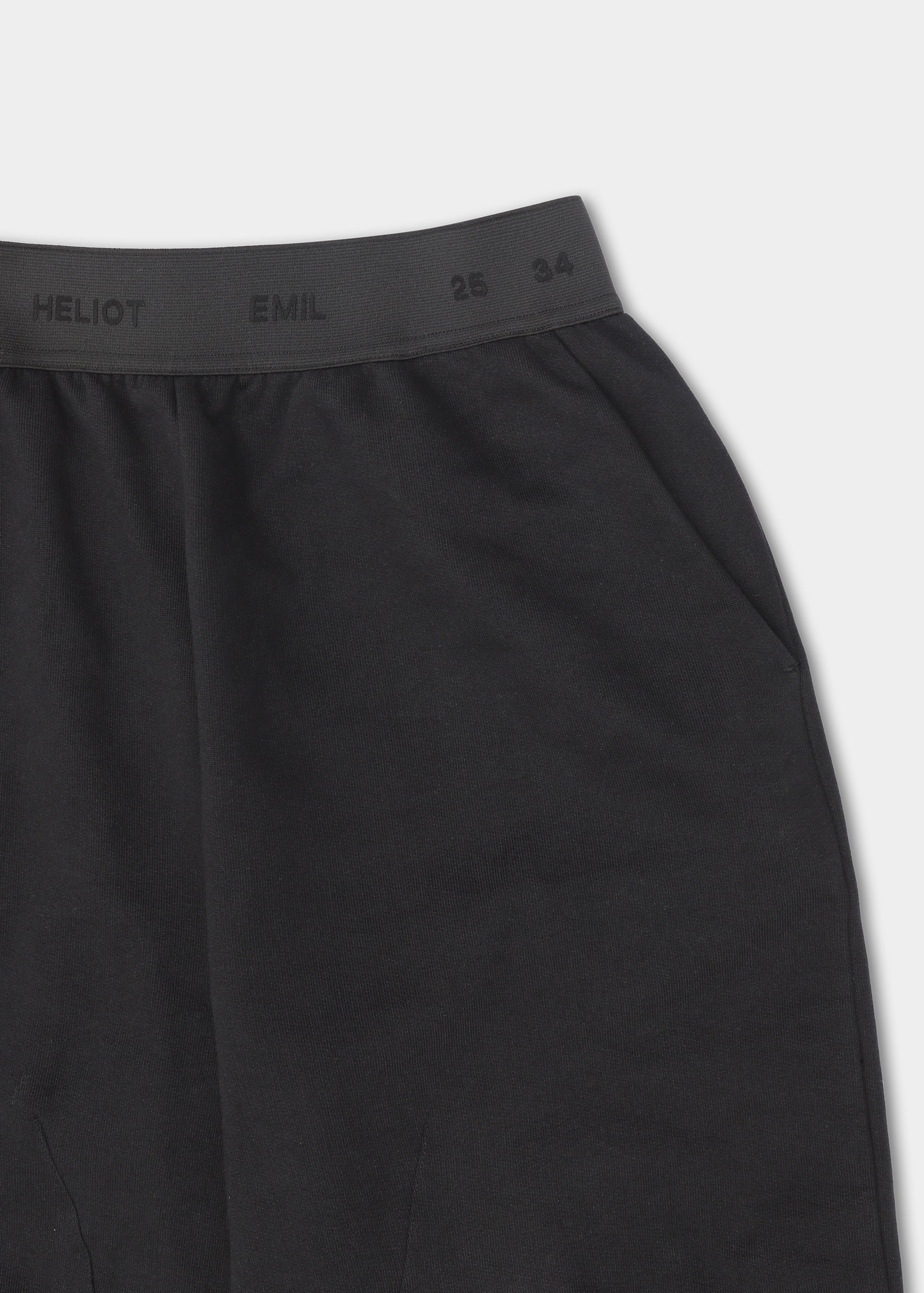 HE, product: PLANNAR SWEATPANTS (Fig. 13)