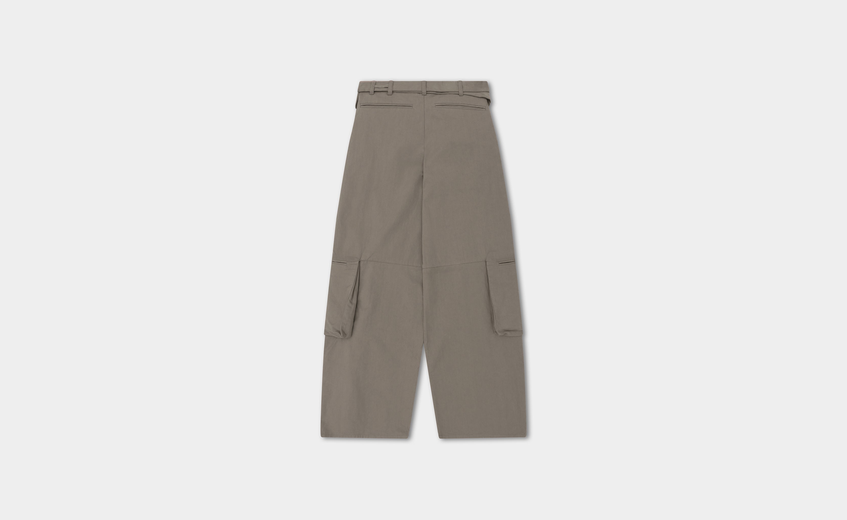 HE, product: LUSTER PANTS (Fig. 9)
