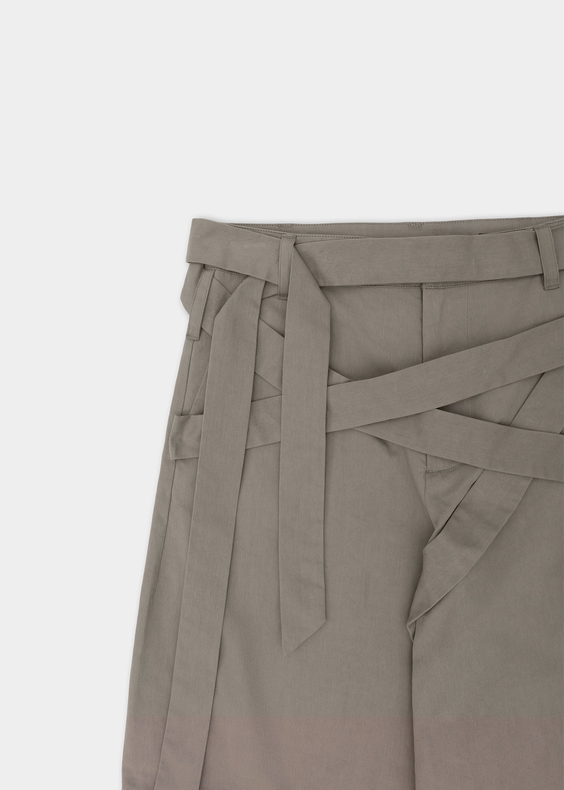 HE, product: LUSTER PANTS (Fig. 12)