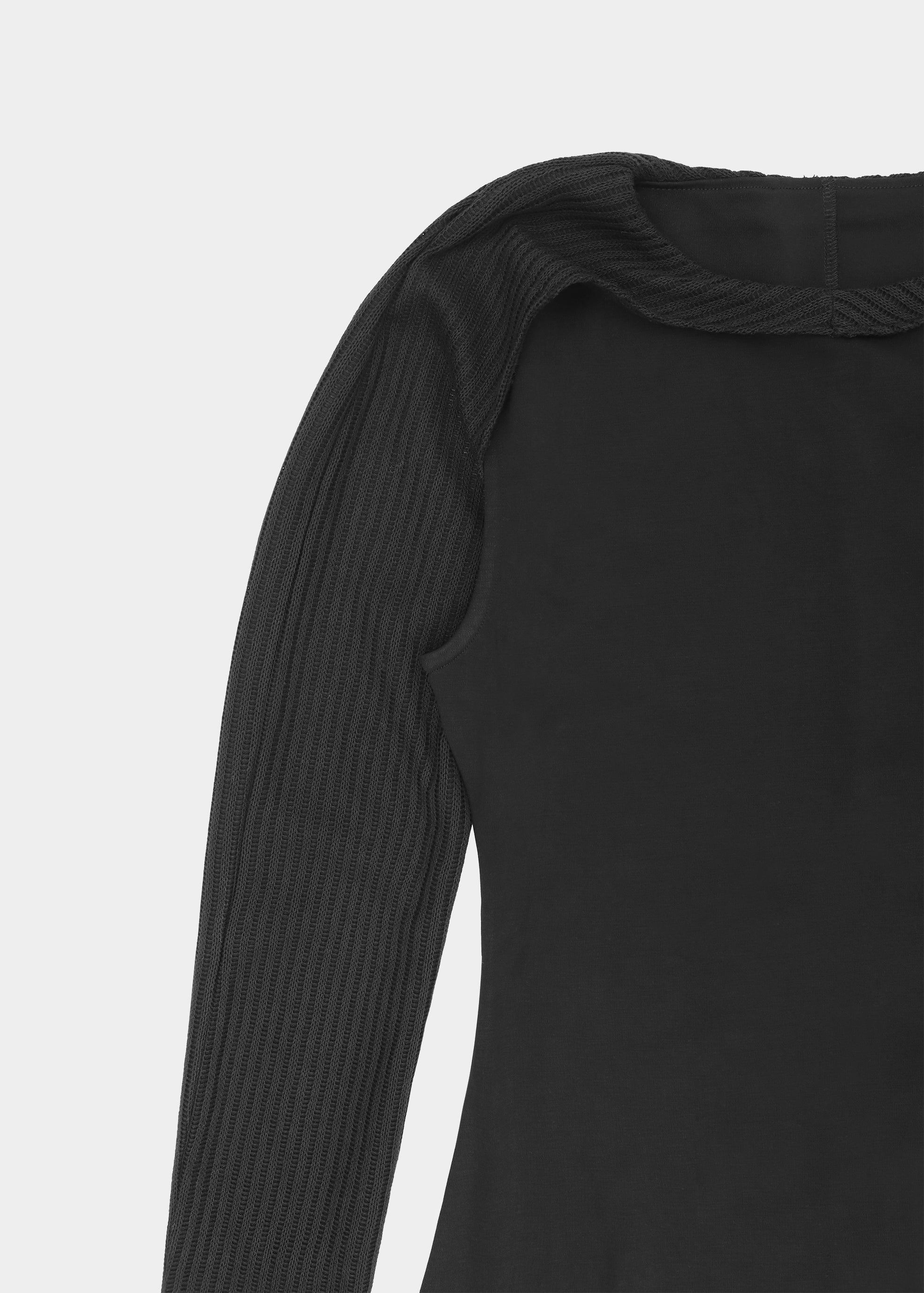 HE, product: OBSCURA DRESS (Fig. 8)