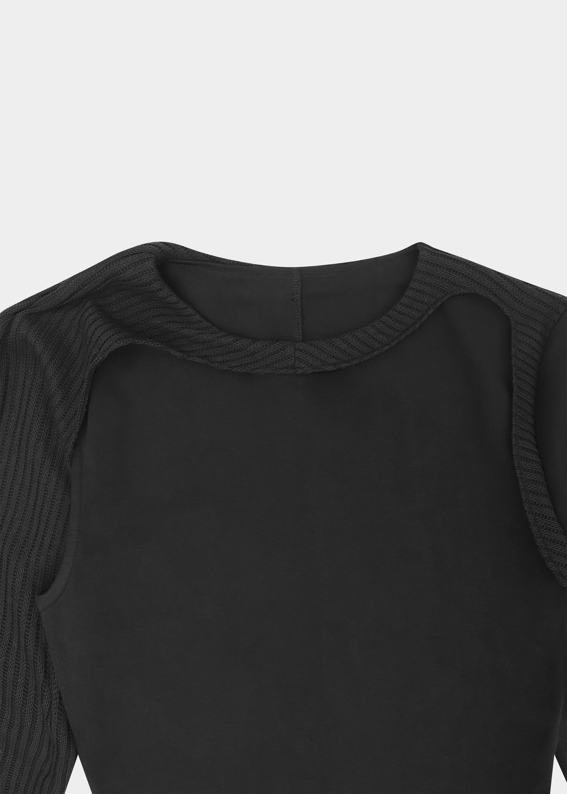 HE, product: OBSCURA DRESS (Fig. 7)