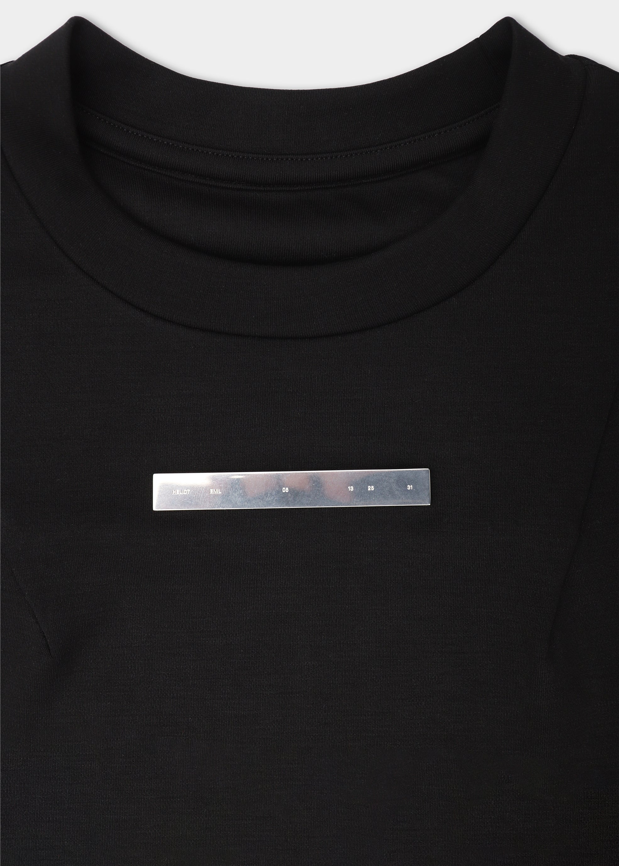 HE, product: ASTRAPE FITTED T-SHIRT (Fig. 10)