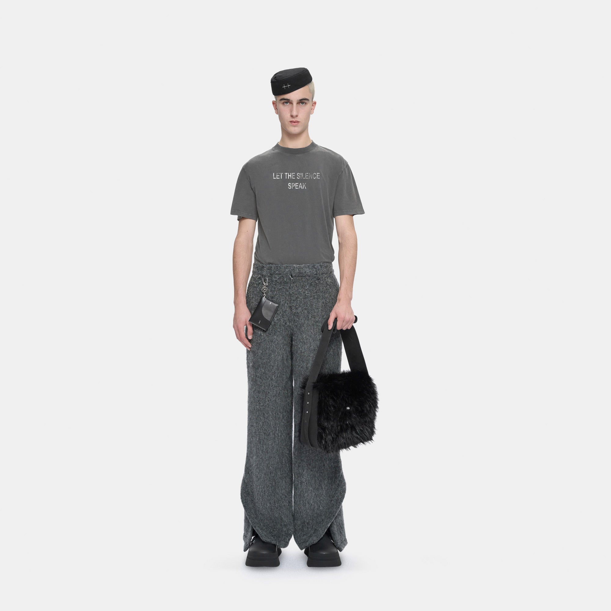 HE, product: TACITO T-SHIRT (Fig. 2)