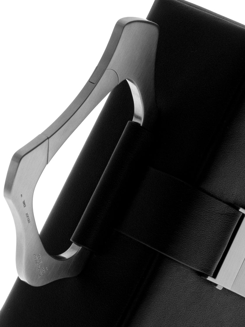 HE, product: SOLELY BOX BAG (Fig. 16)