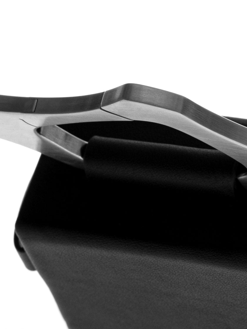 HE, product: SOLE AIRPODS CASE (Fig. 16)