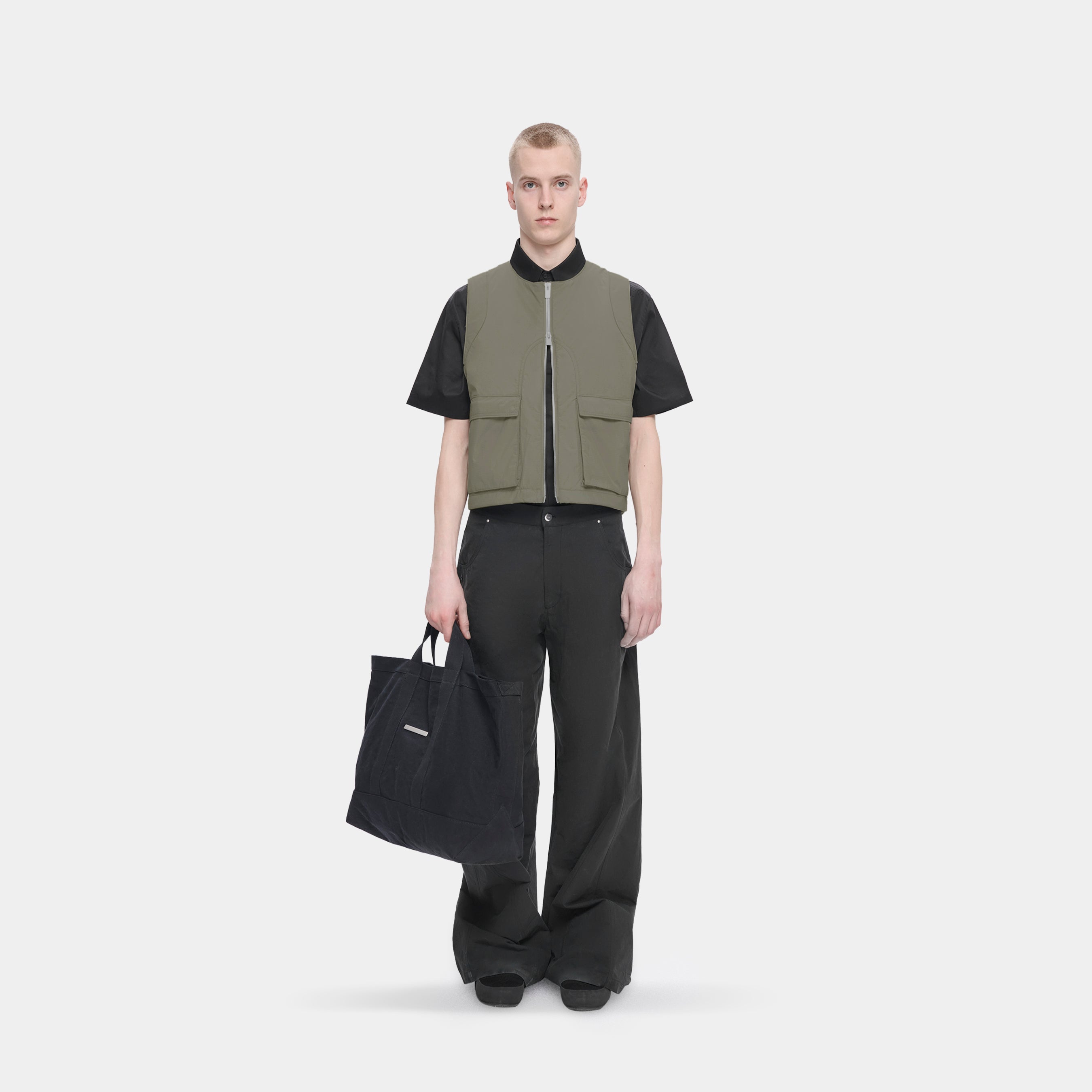 HE, product: MOTILITY VEST (Fig. 2)