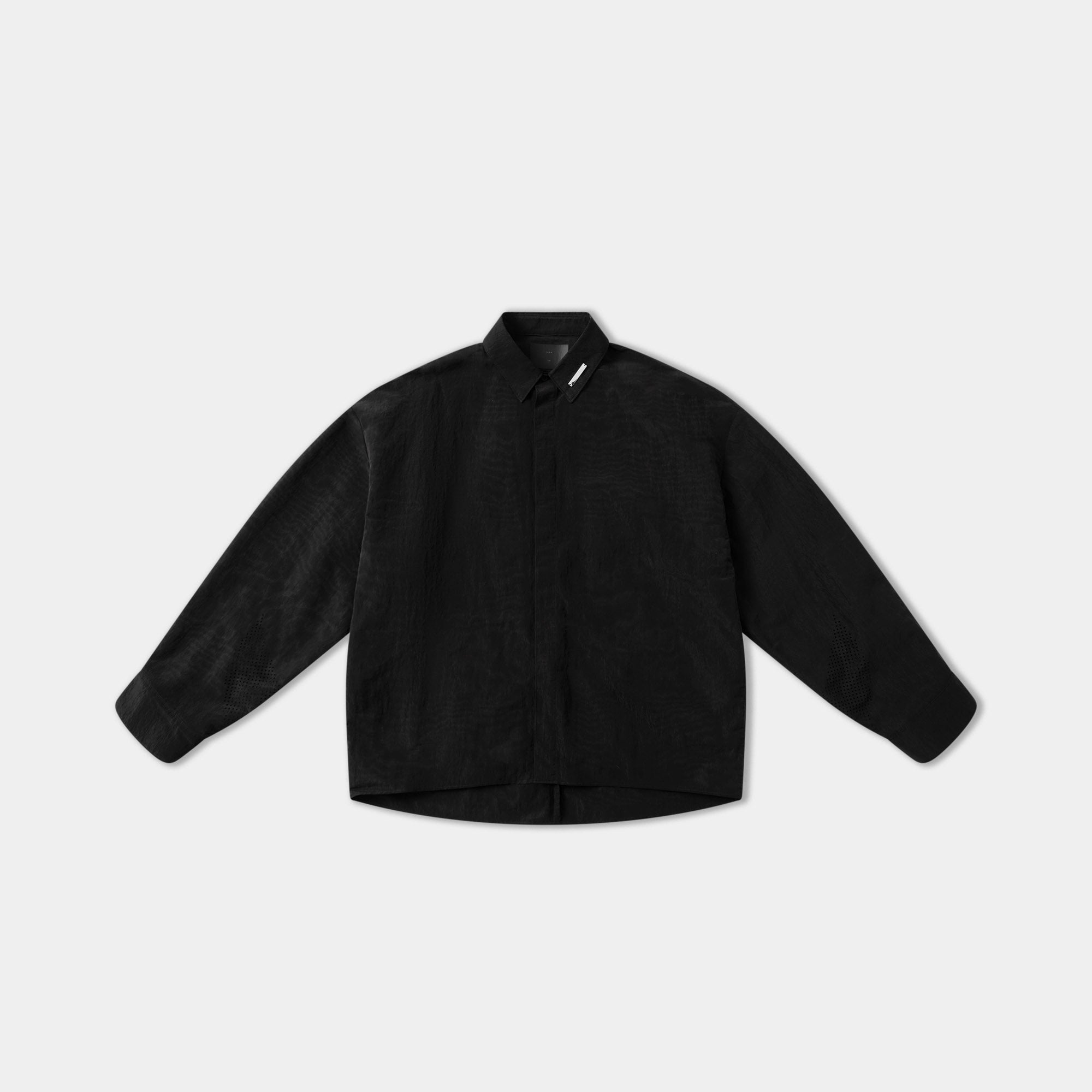 HE, product: VITAL LS SHIRT (Fig. 1)