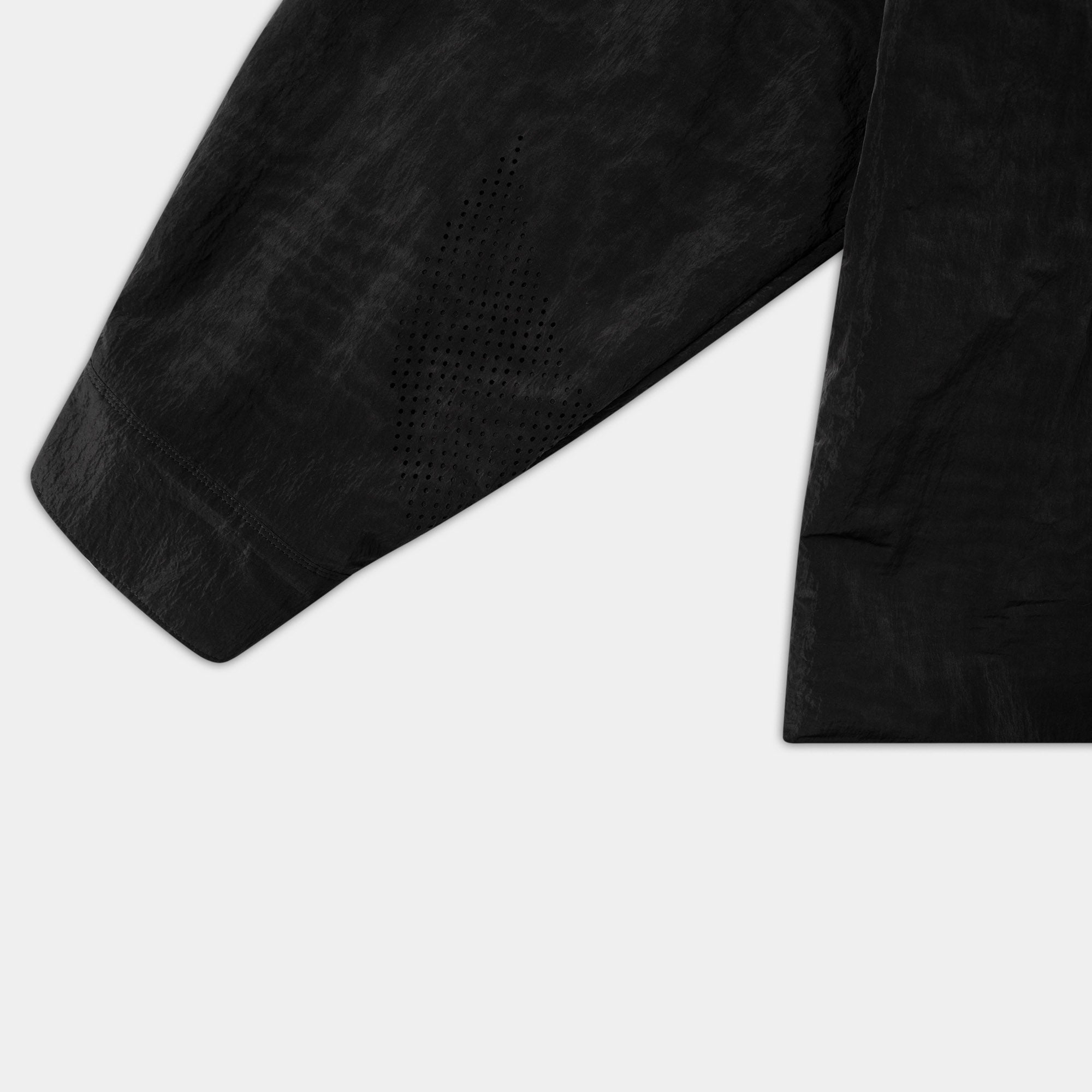 HE, product: VITAL LS SHIRT (Fig. 9)