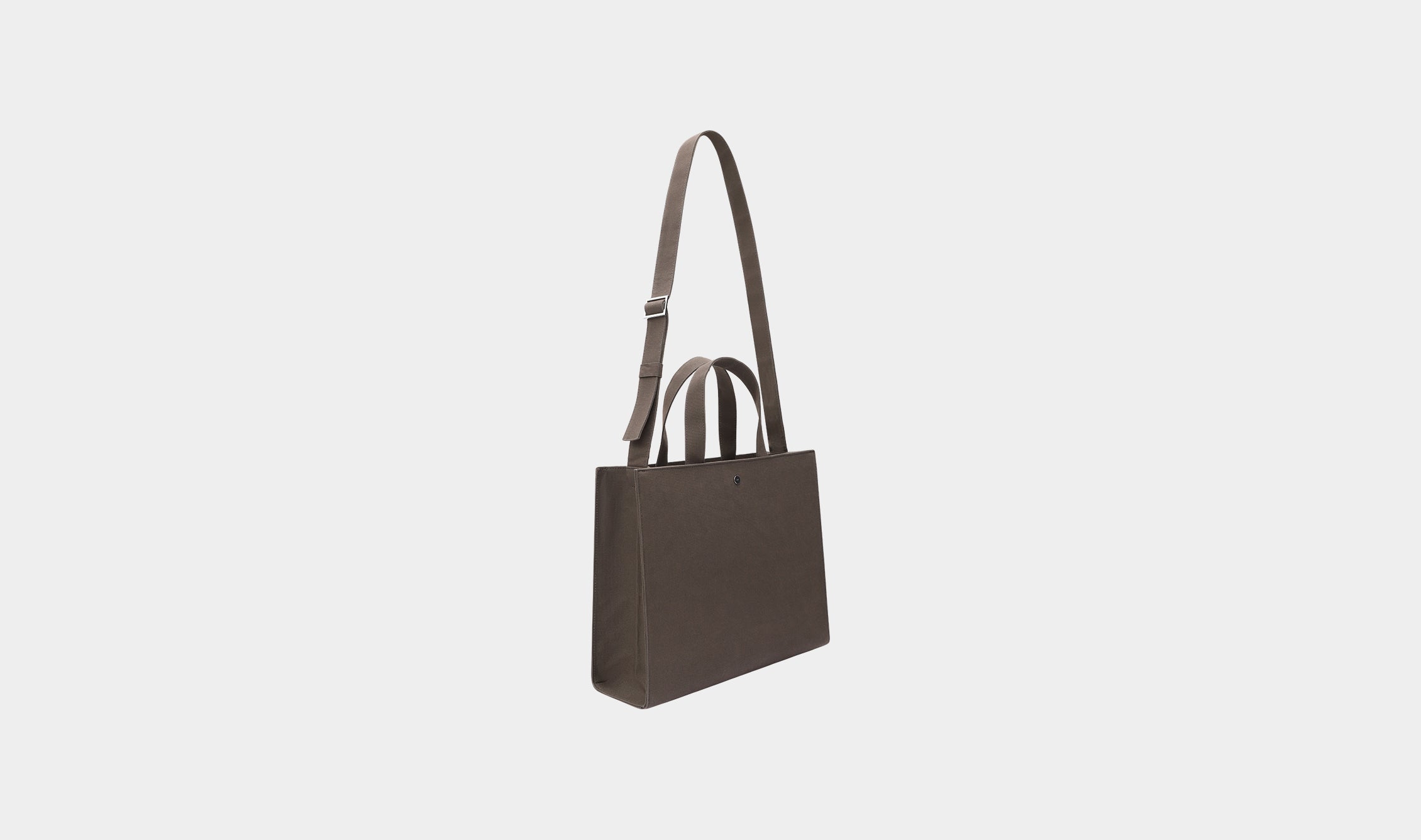HE, product: TECTON TOTE BAG (Fig. 10)
