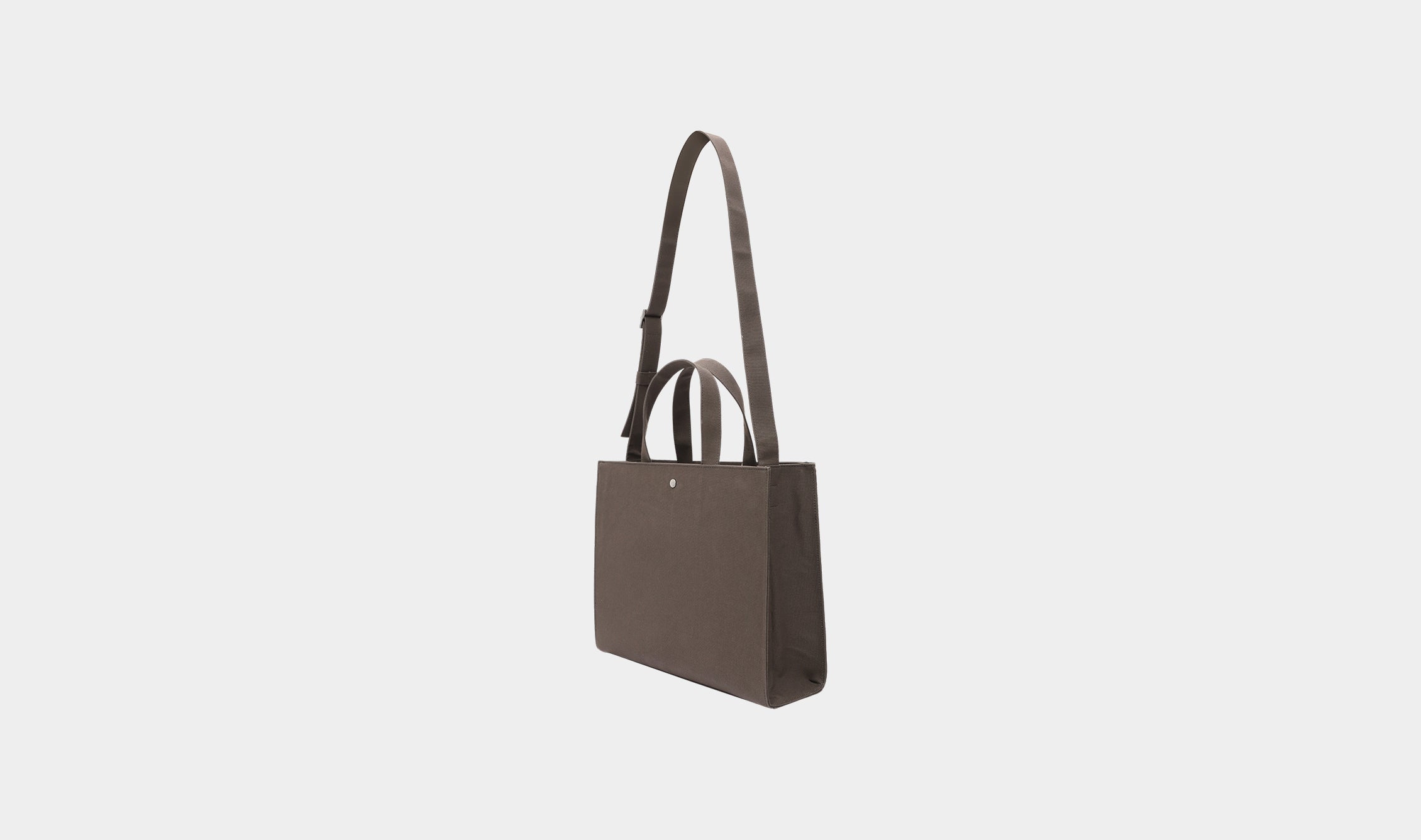 HE, product: TECTON TOTE BAG (Fig. 11)