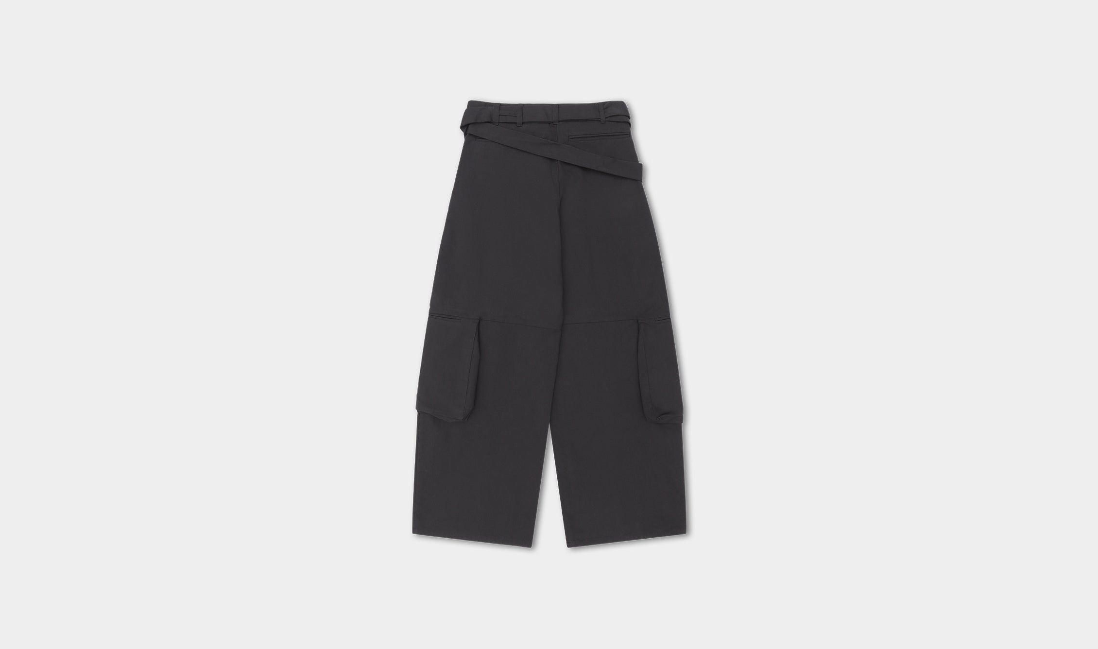 HE, product: LUSTER PANTS (Fig. 7)