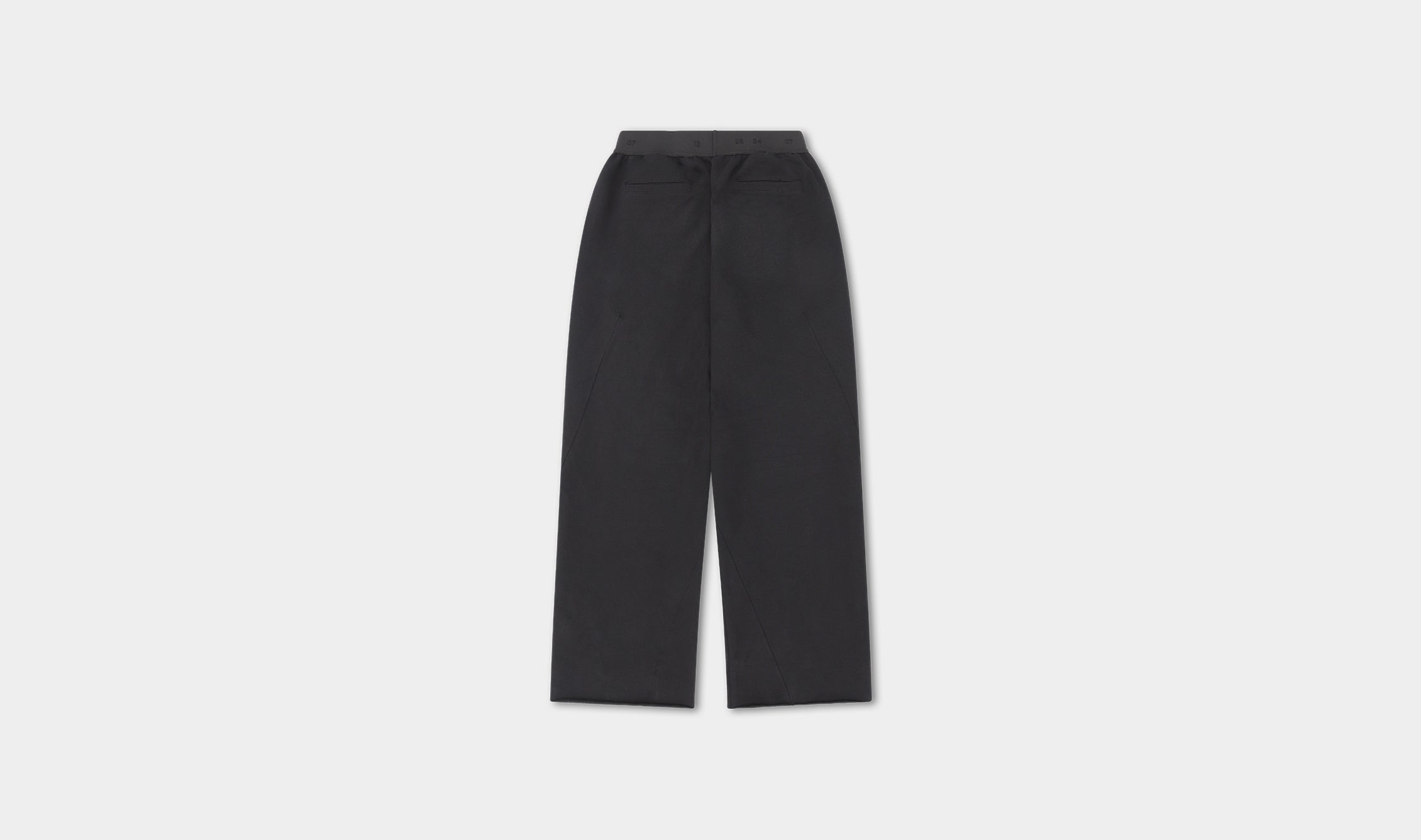HE, product: PLANNAR SWEATPANTS (Fig. 12)