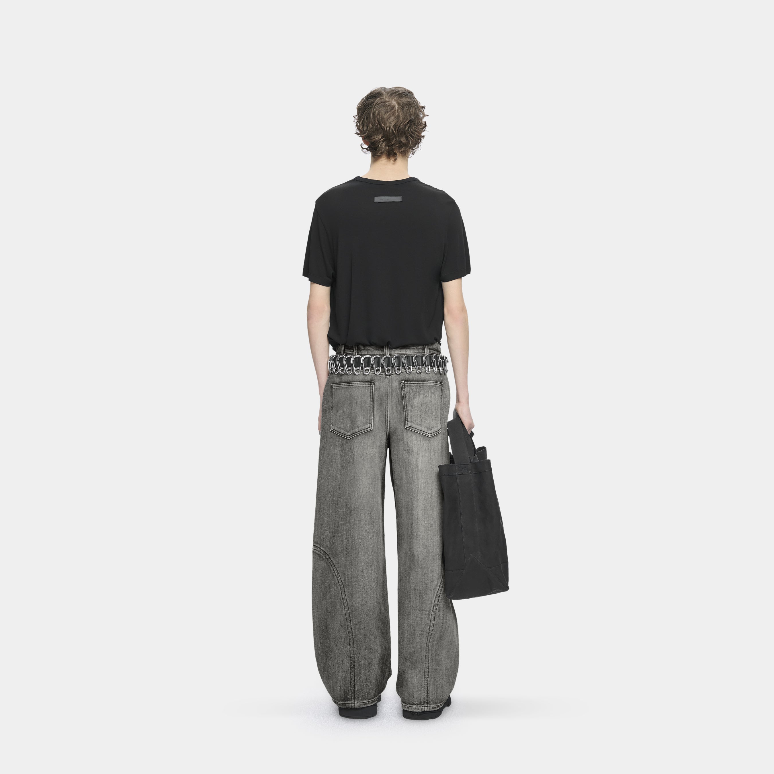 HE, product: BASALT DENIM (Fig. 4)