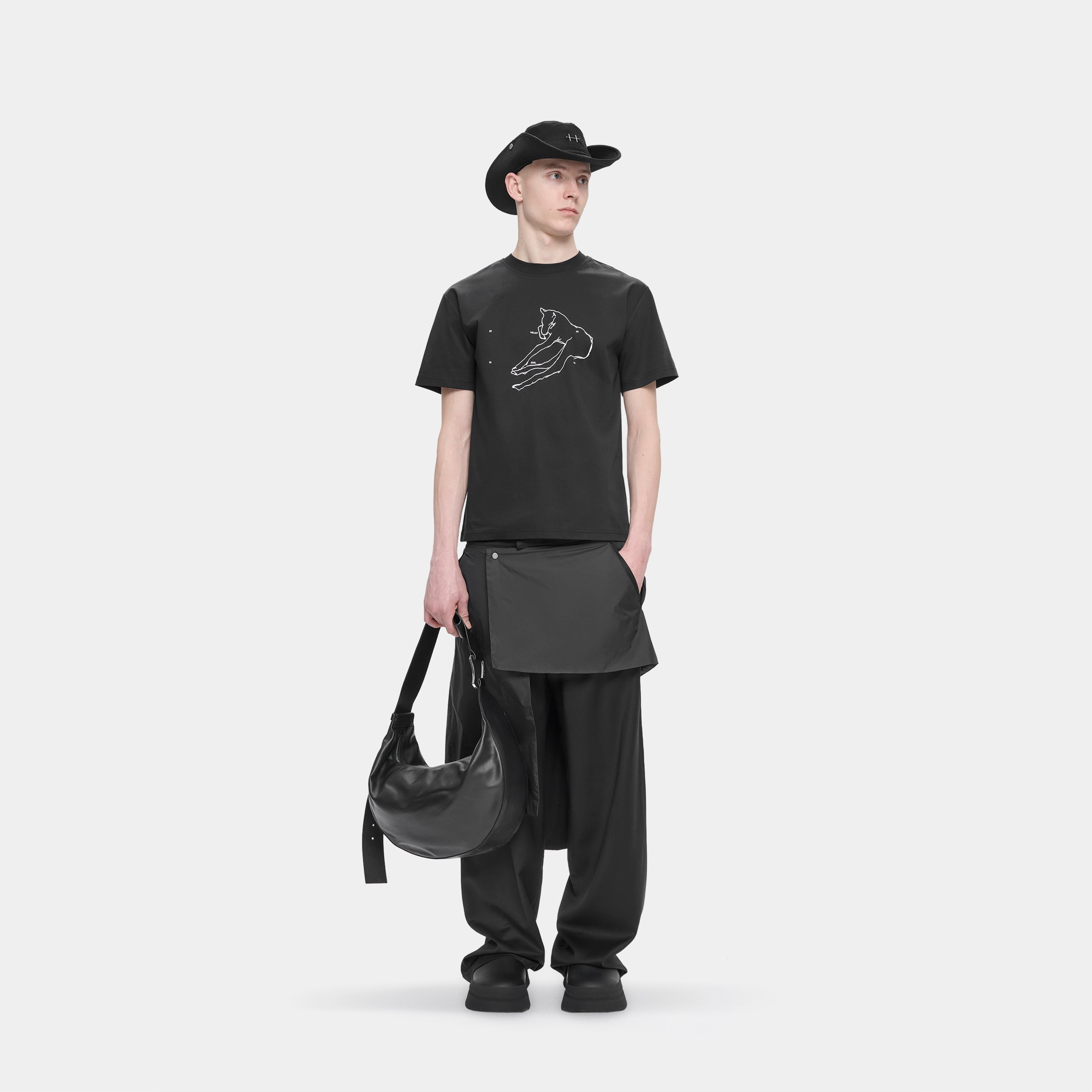 HE, product: MARE BAG (Fig. 2)