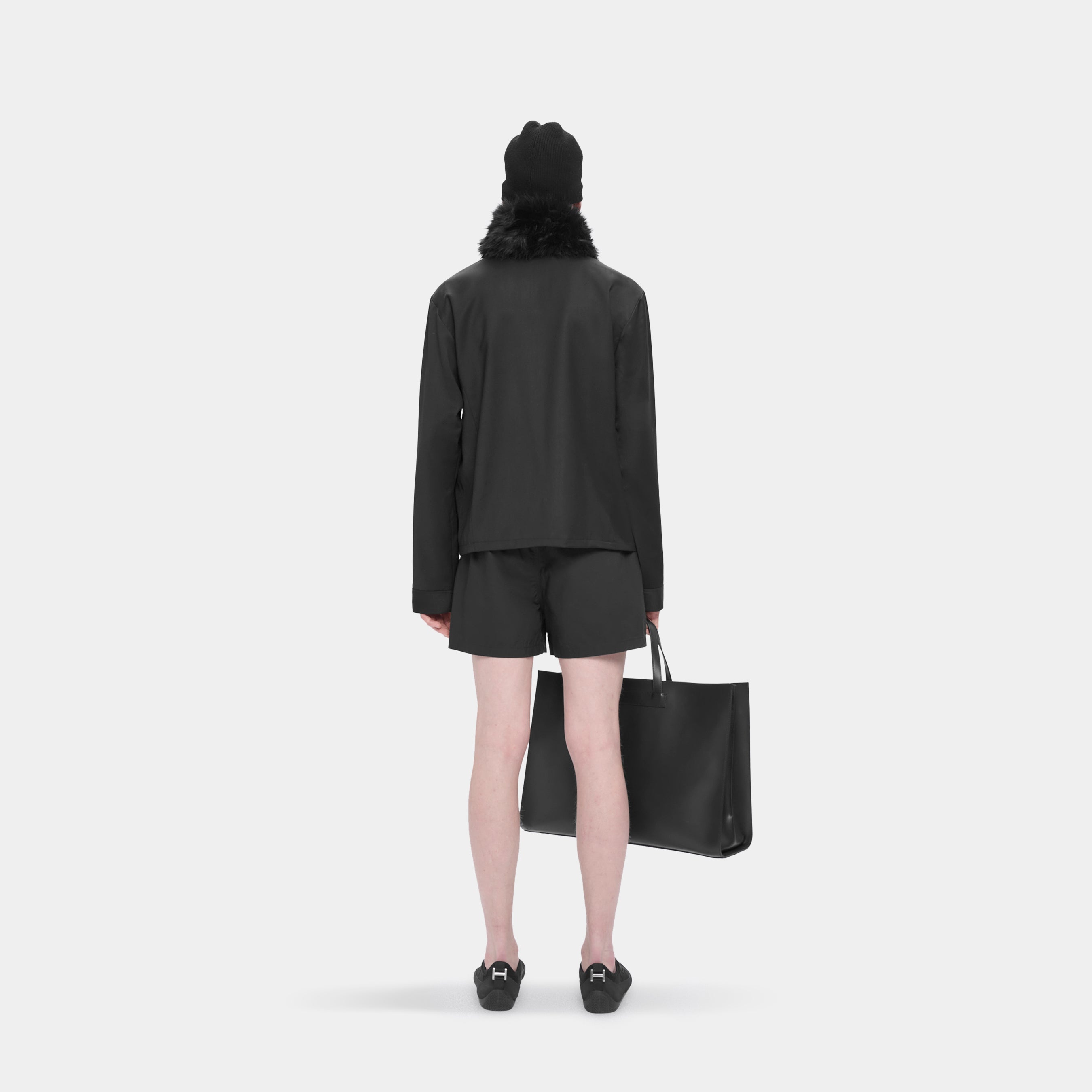 HE, product: LORUM SHIRT (Fig. 4)
