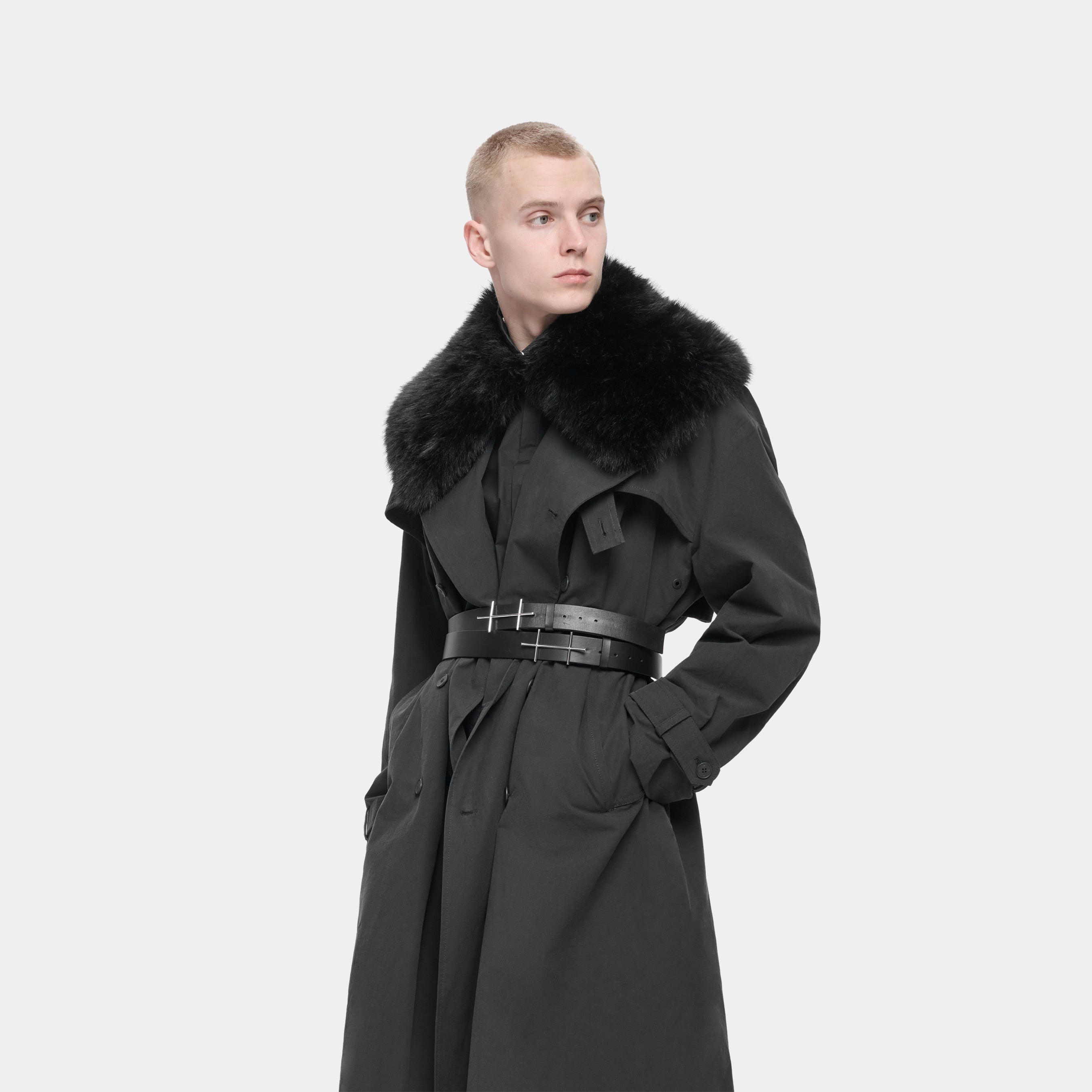 HE, product: H BELT LEATHER (Fig. 4)
