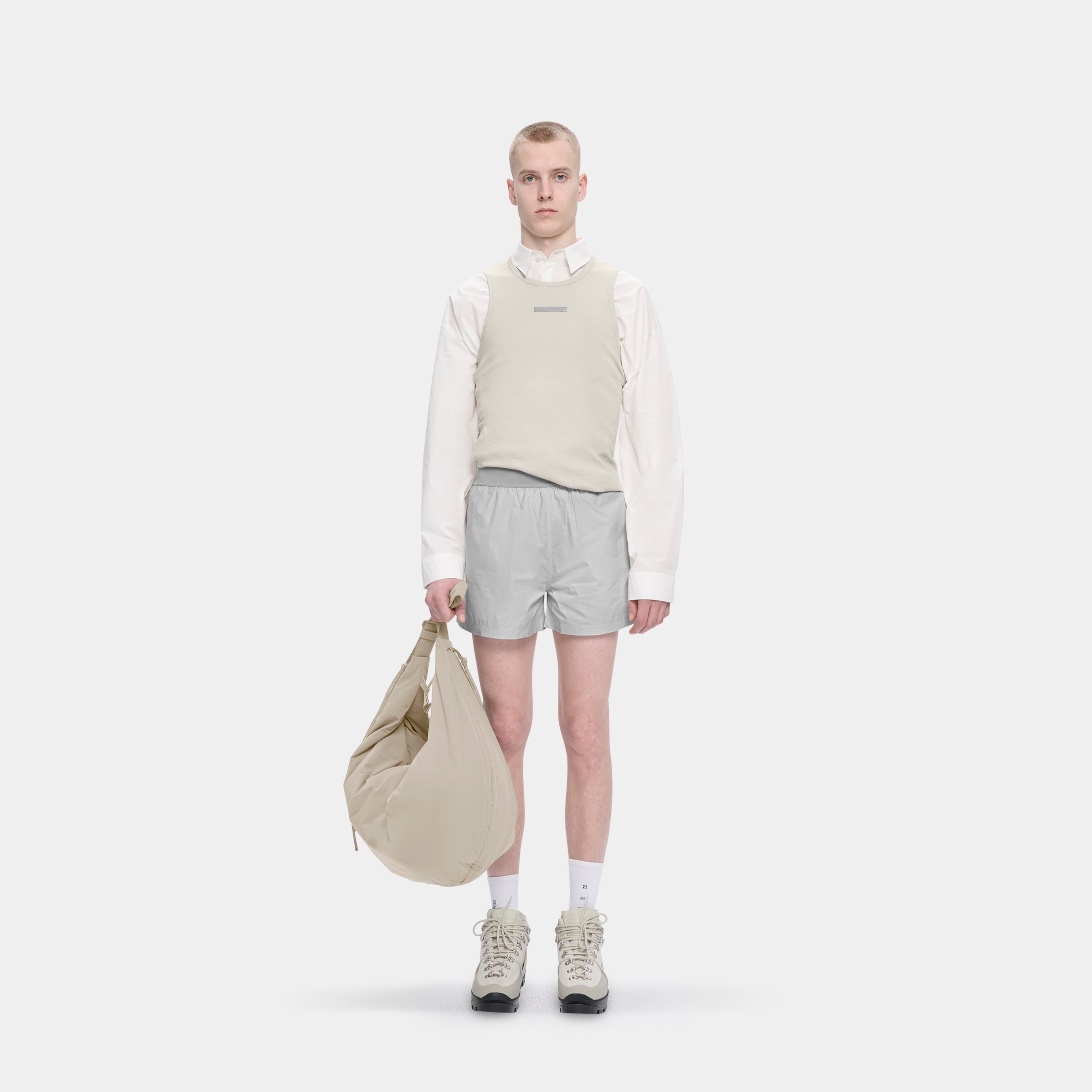 HE, product: ASTRAPE TOP (Fig. 2)