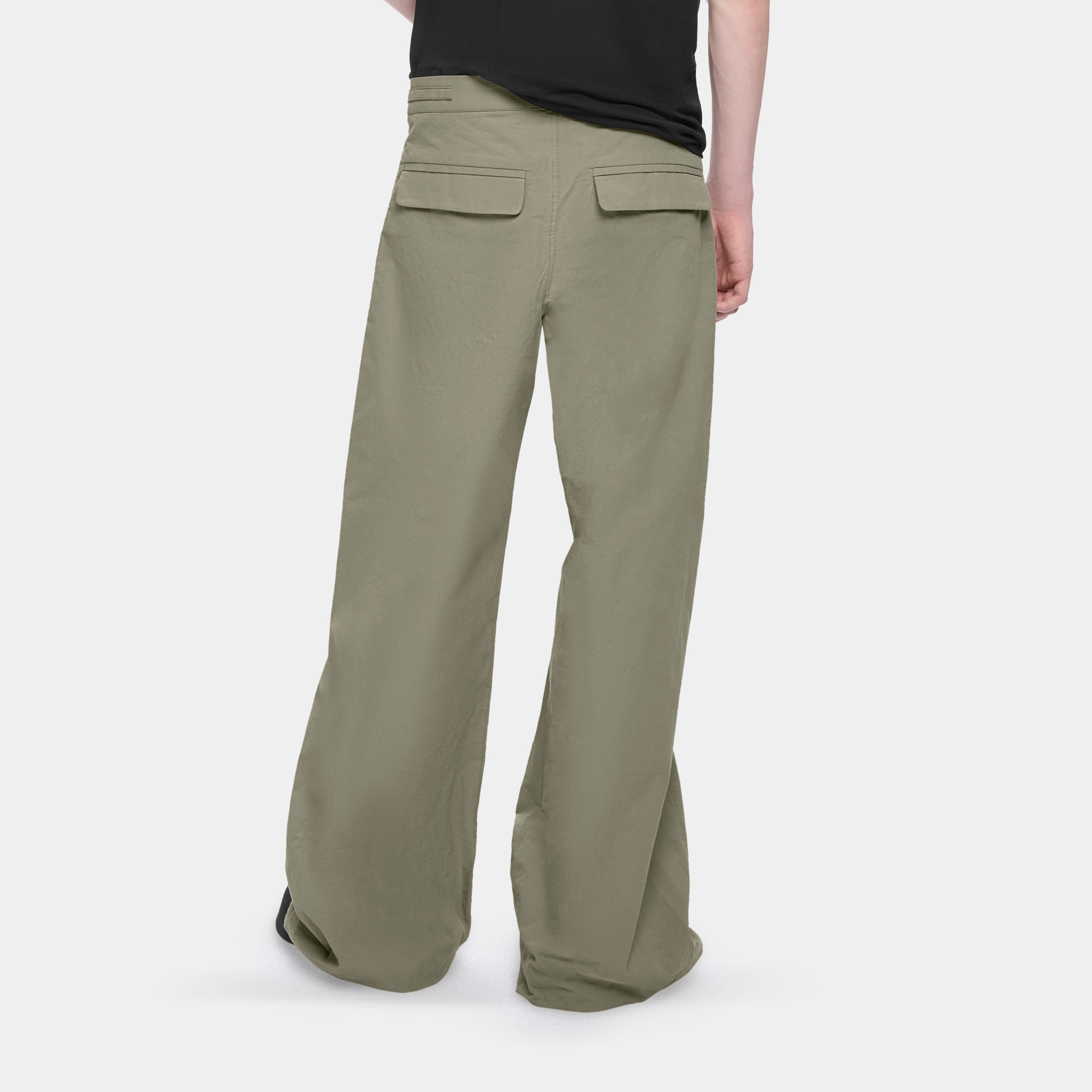 HE, product: SELLA TROUSERS (Fig. 7)