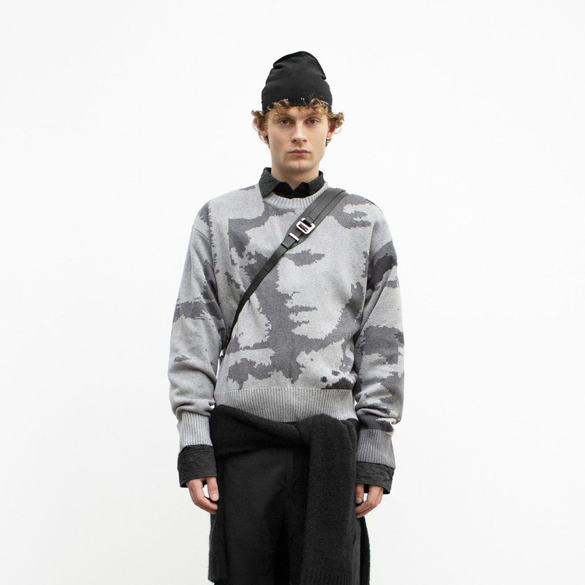 HE, product: KNIT SWEATER W. JACQUARD ARTWORK (Thumbnail alt.)