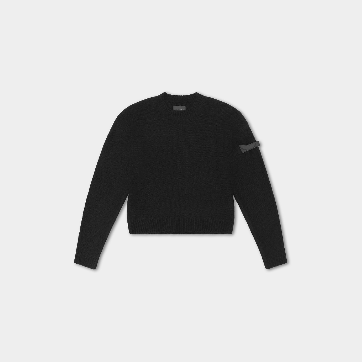 HE, product: INVIOLA CASHMERE CREWNECK (Fig. 1)