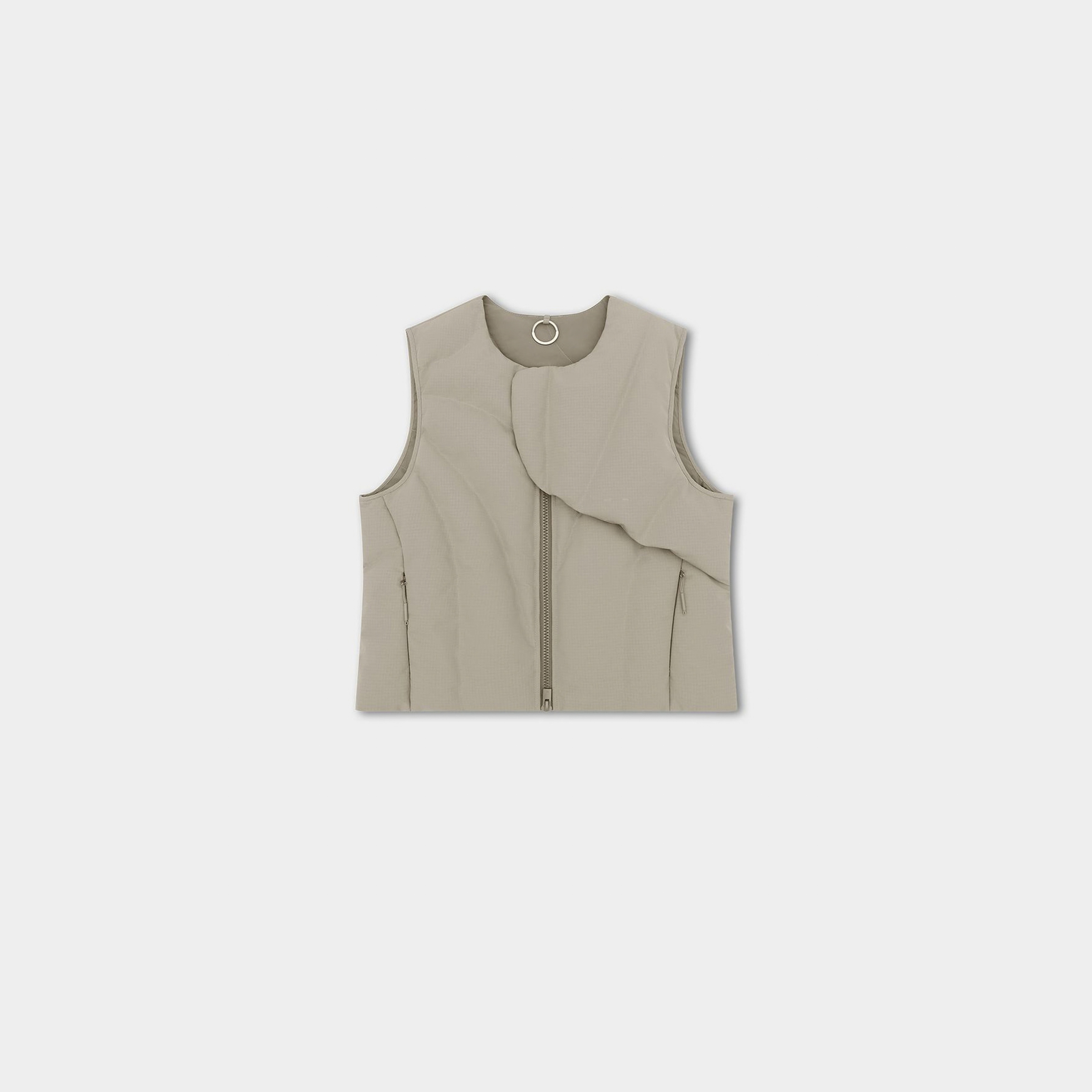 HE, product: VISUS DOWN VEST (Fig. 1)