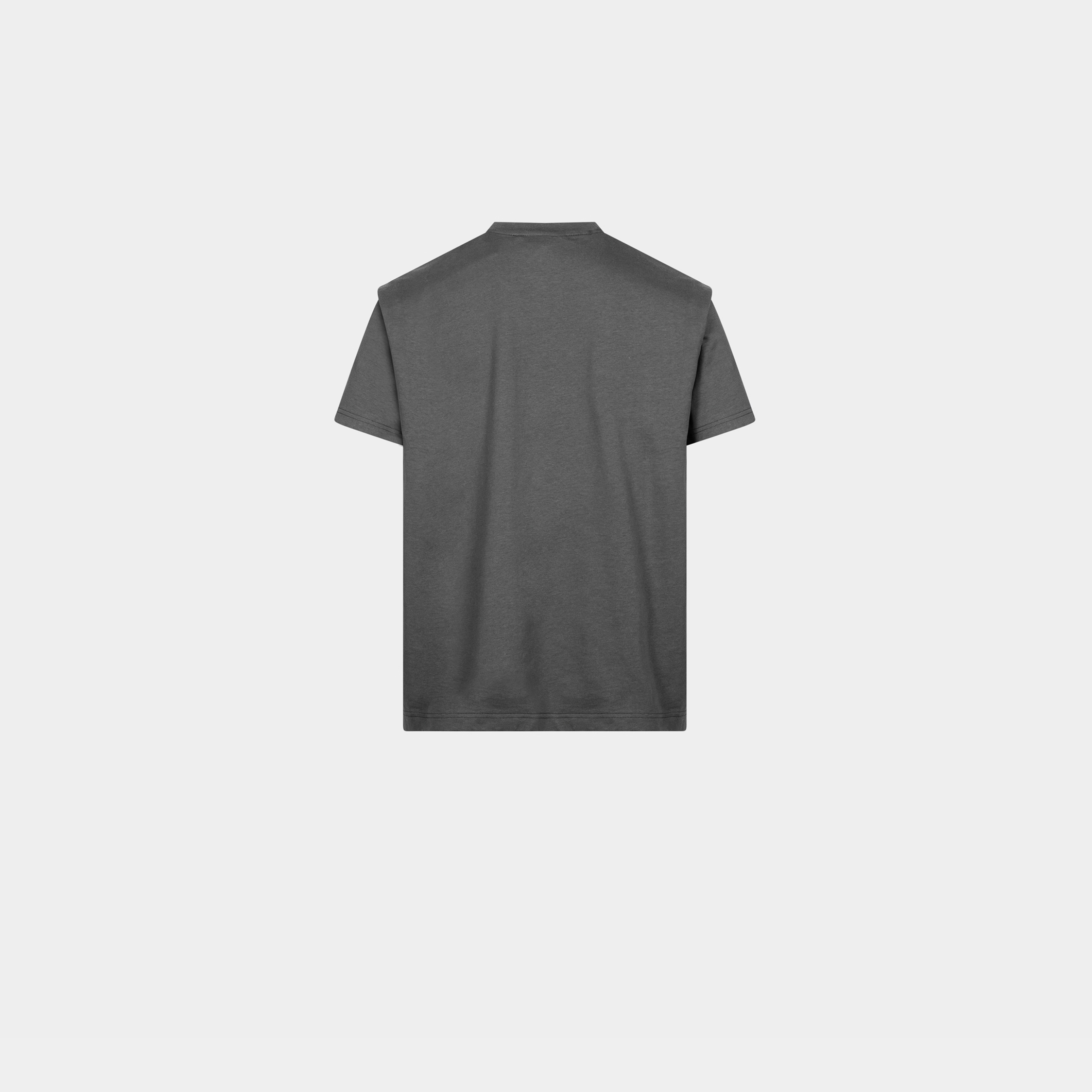 HE, product: OUTLINE LOGO T-SHIRT (Fig. 3)