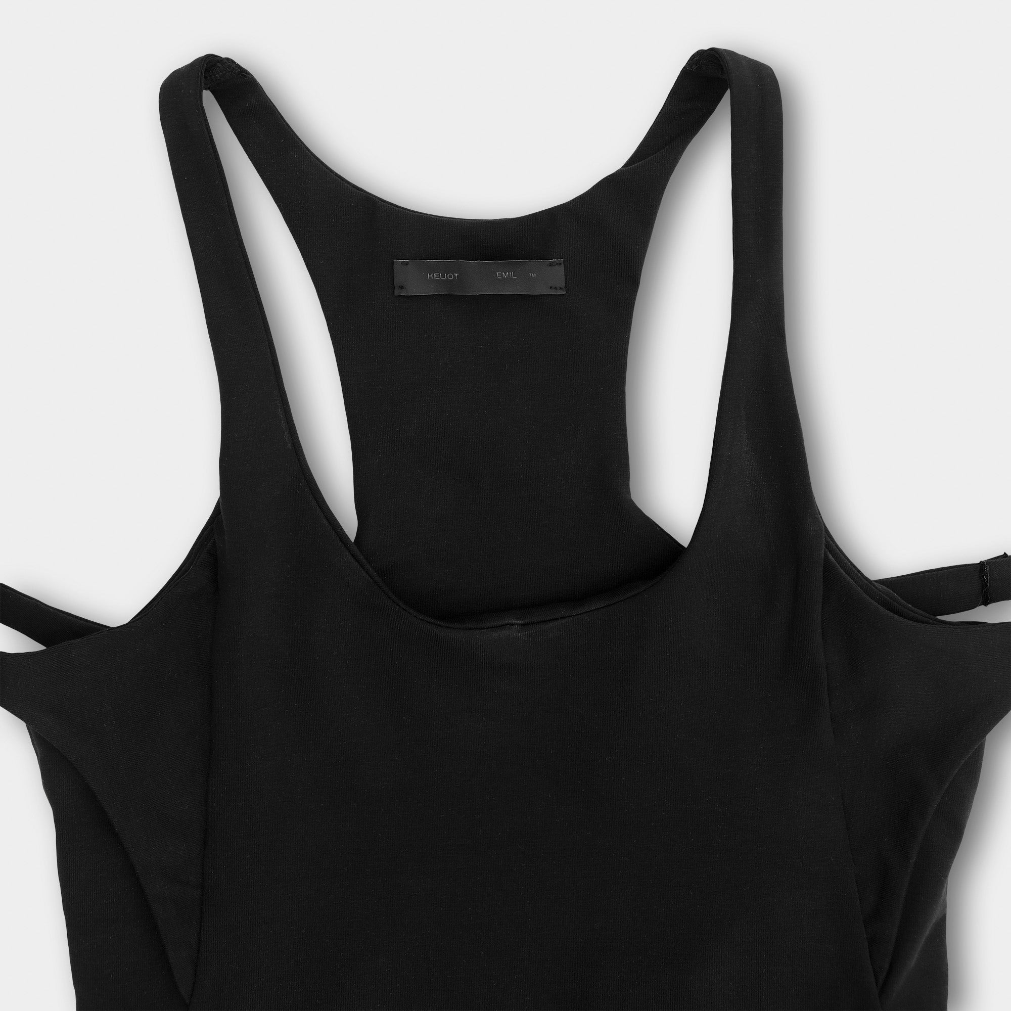 HE, product: GEODE DRESS (Fig. 10)