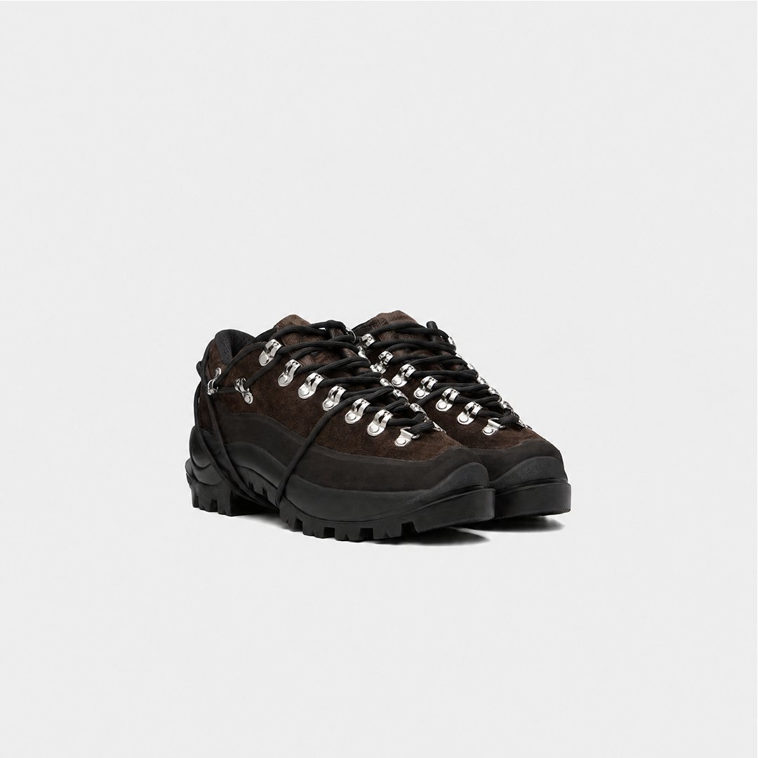 HE, product: LOW HIKING BOOTS (Fig. 6)