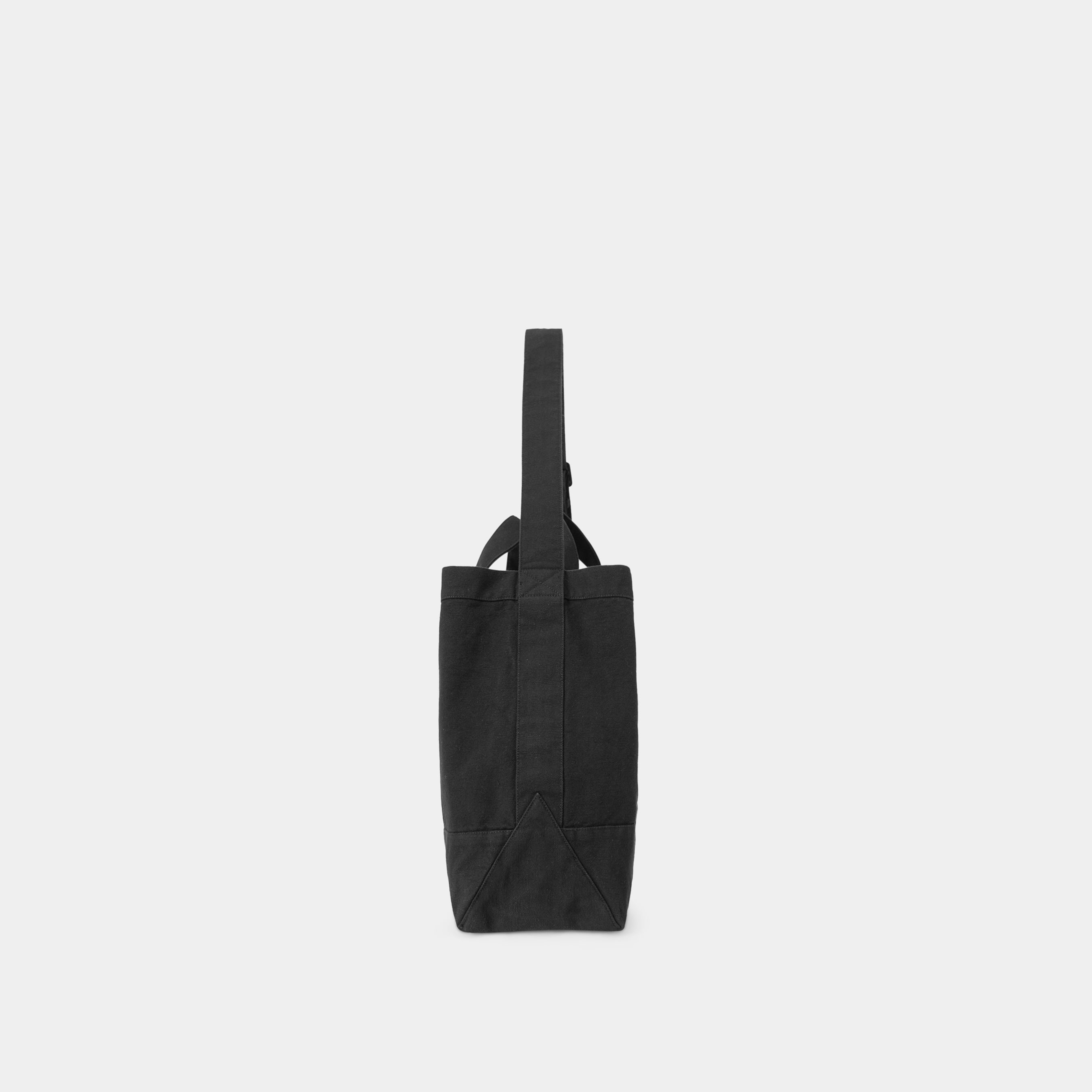 HE, product: UNIFORM TOTE BAG (Fig. 6)