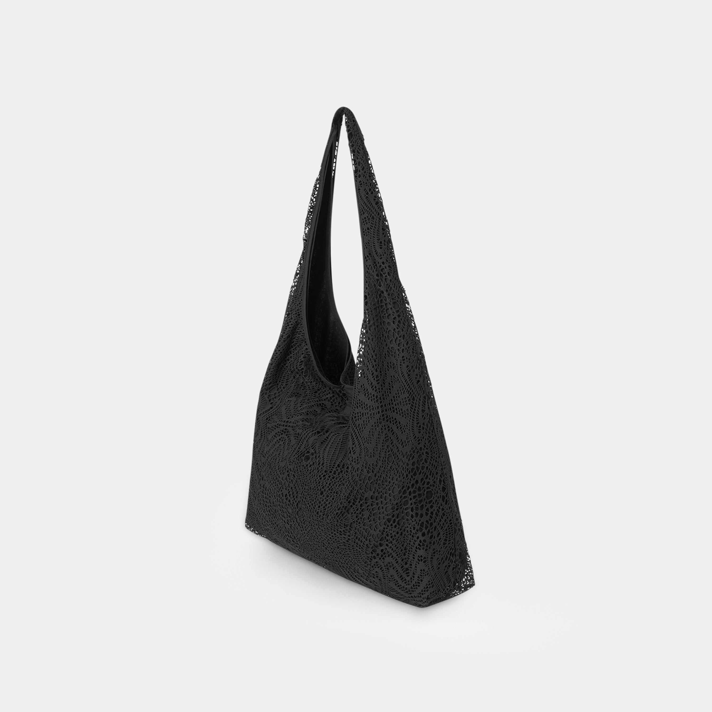 HE, product: OVERTONE BAG (Fig. 4)