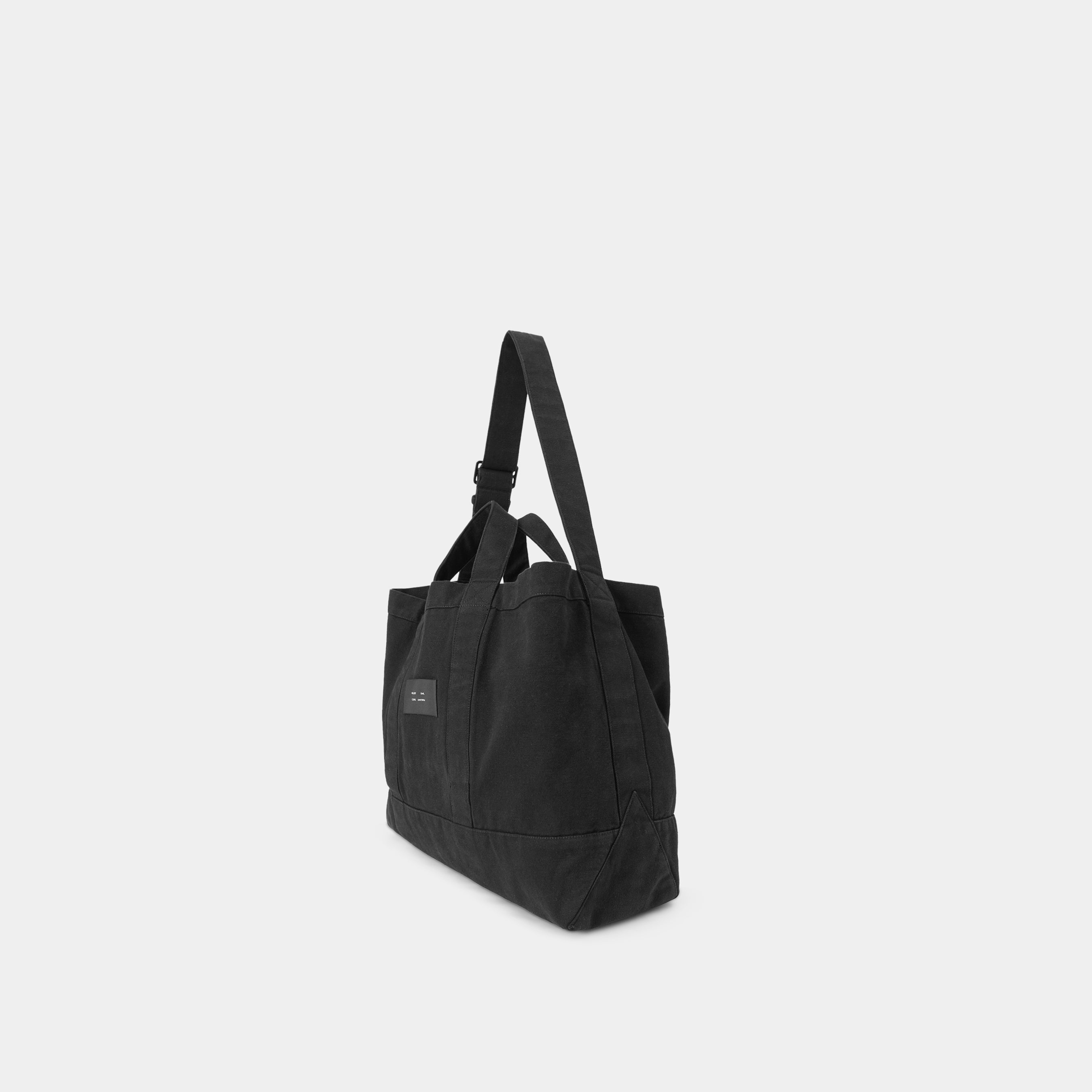 HE, product: UNIFORM TOTE BAG (Fig. 7)