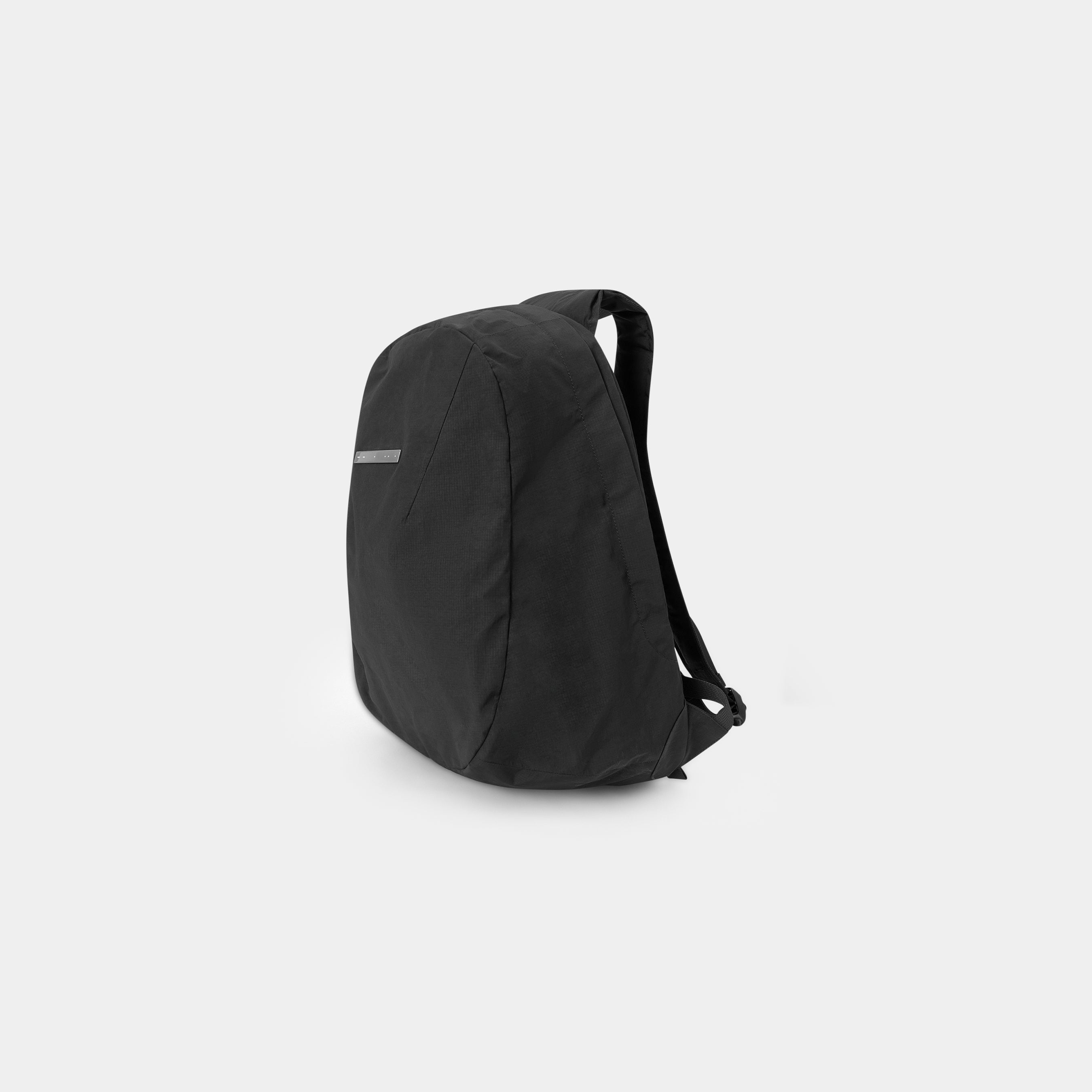 HE, product: MAHLER BACKPACK (Fig. 6)