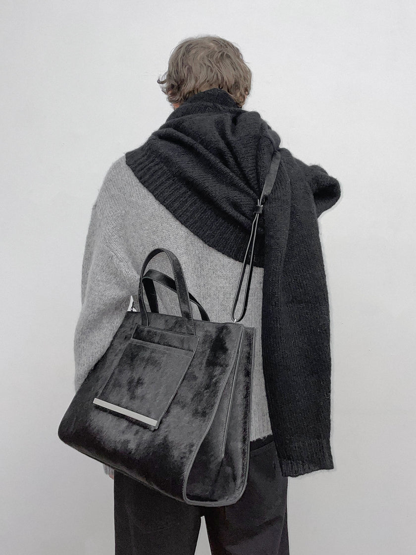 HE, product: VESPERA BAG (Fig. 9)