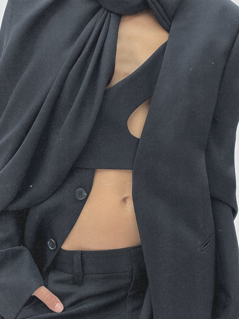 HE, index: SHOP SS25 WOMEN (desktop)