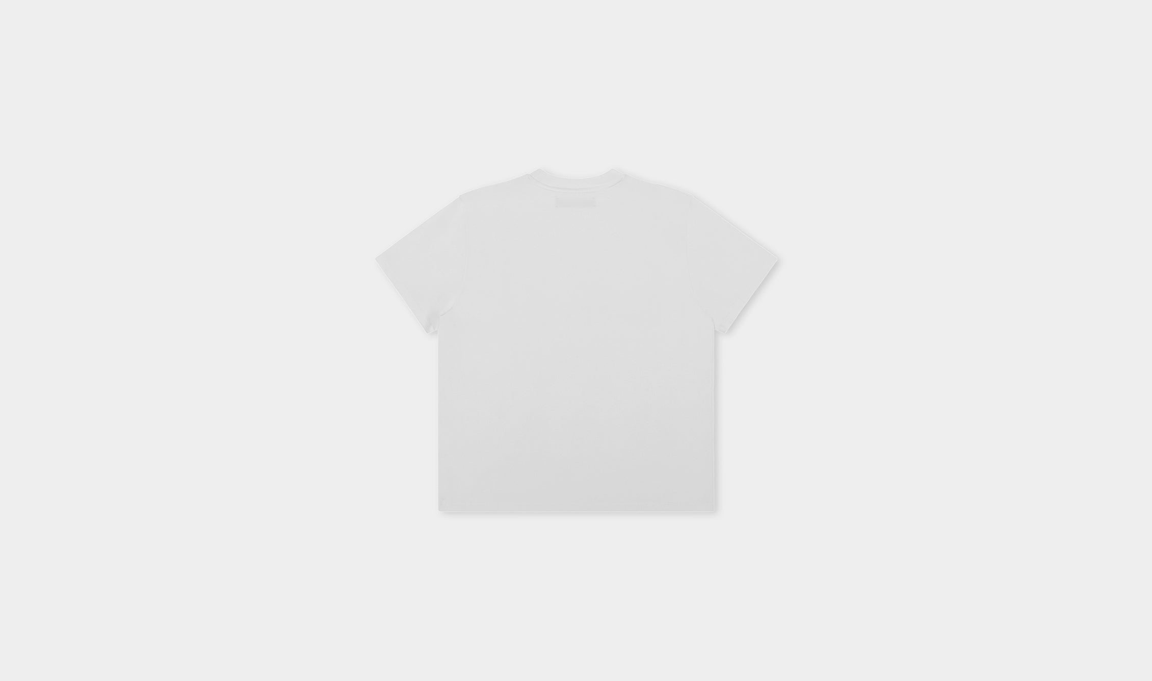 HE, product: ASTRAPE T-SHIRT (Fig. 7)