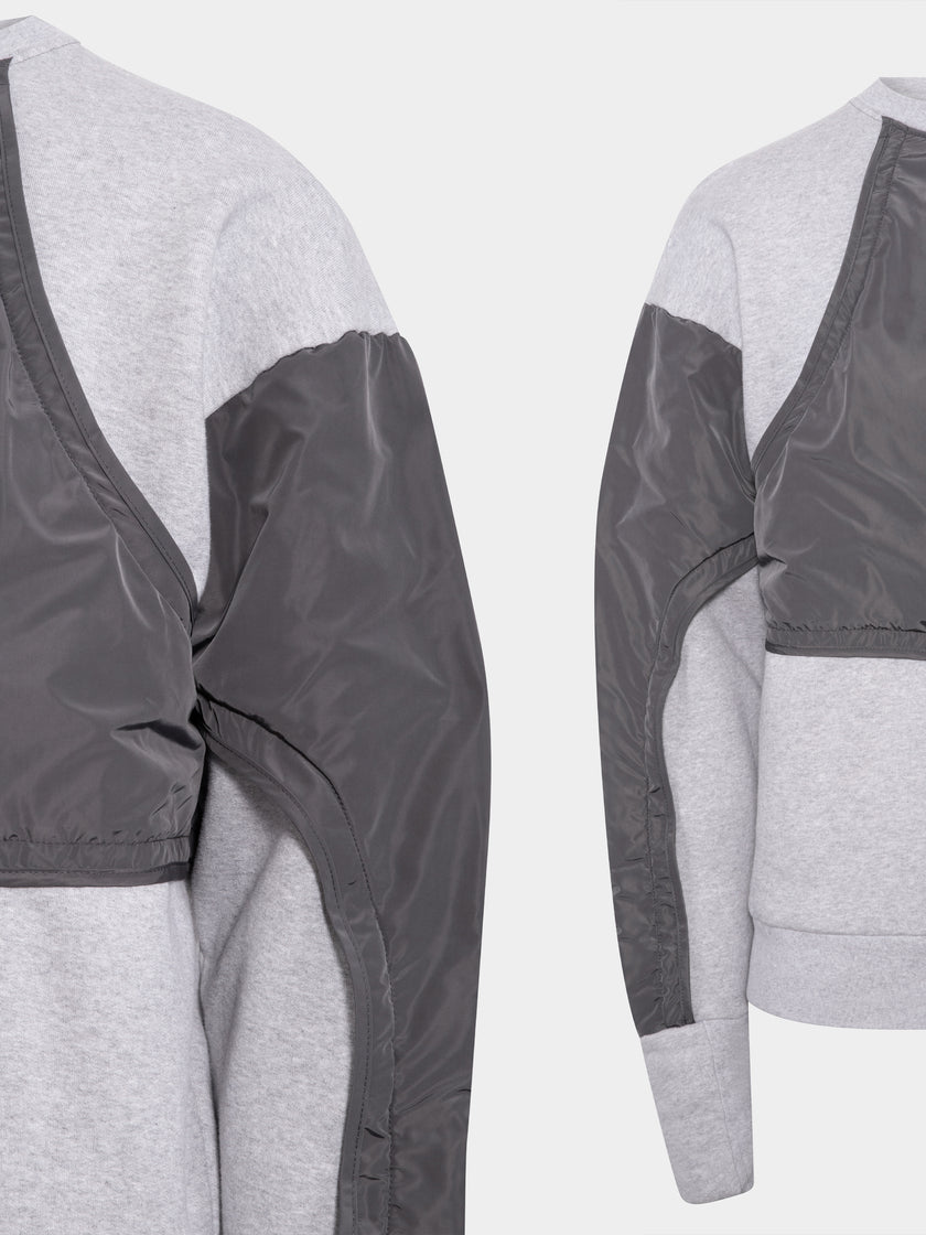 HE, product: LARVAGE CREWNECK (Fig. 4)