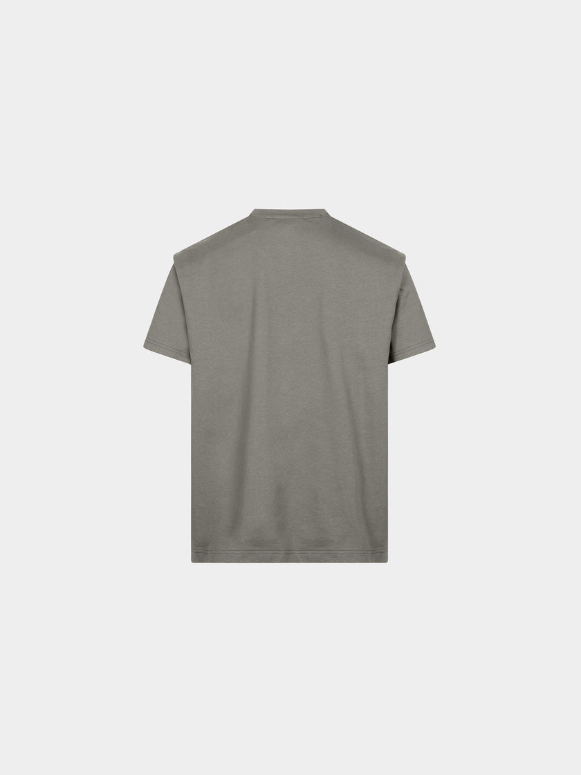 HE, product: OUTLINE LOGO T-SHIRT (Thumbnail alt.)