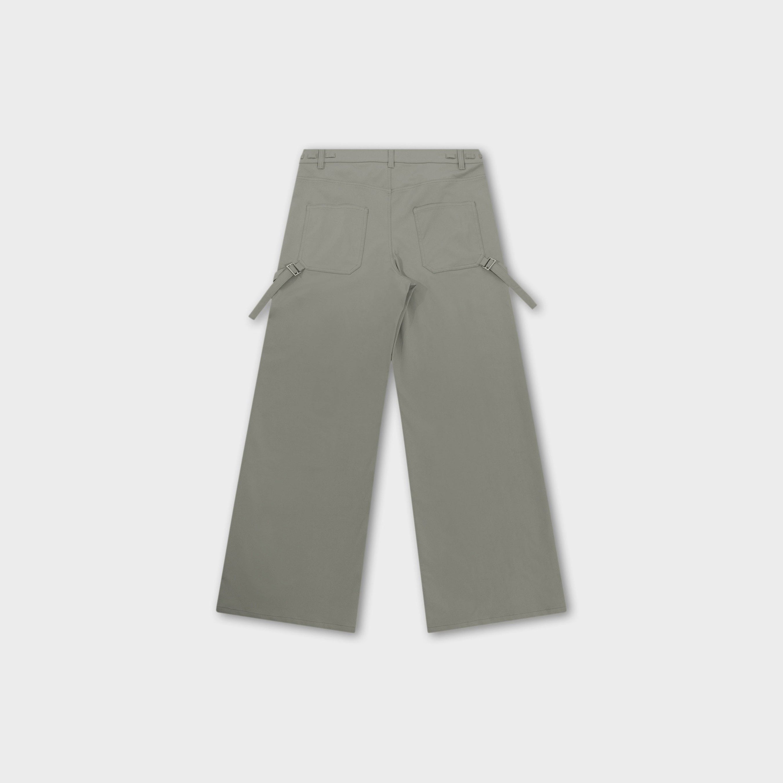 HE, product: DRESSAGE TROUSERS (Fig. 10)