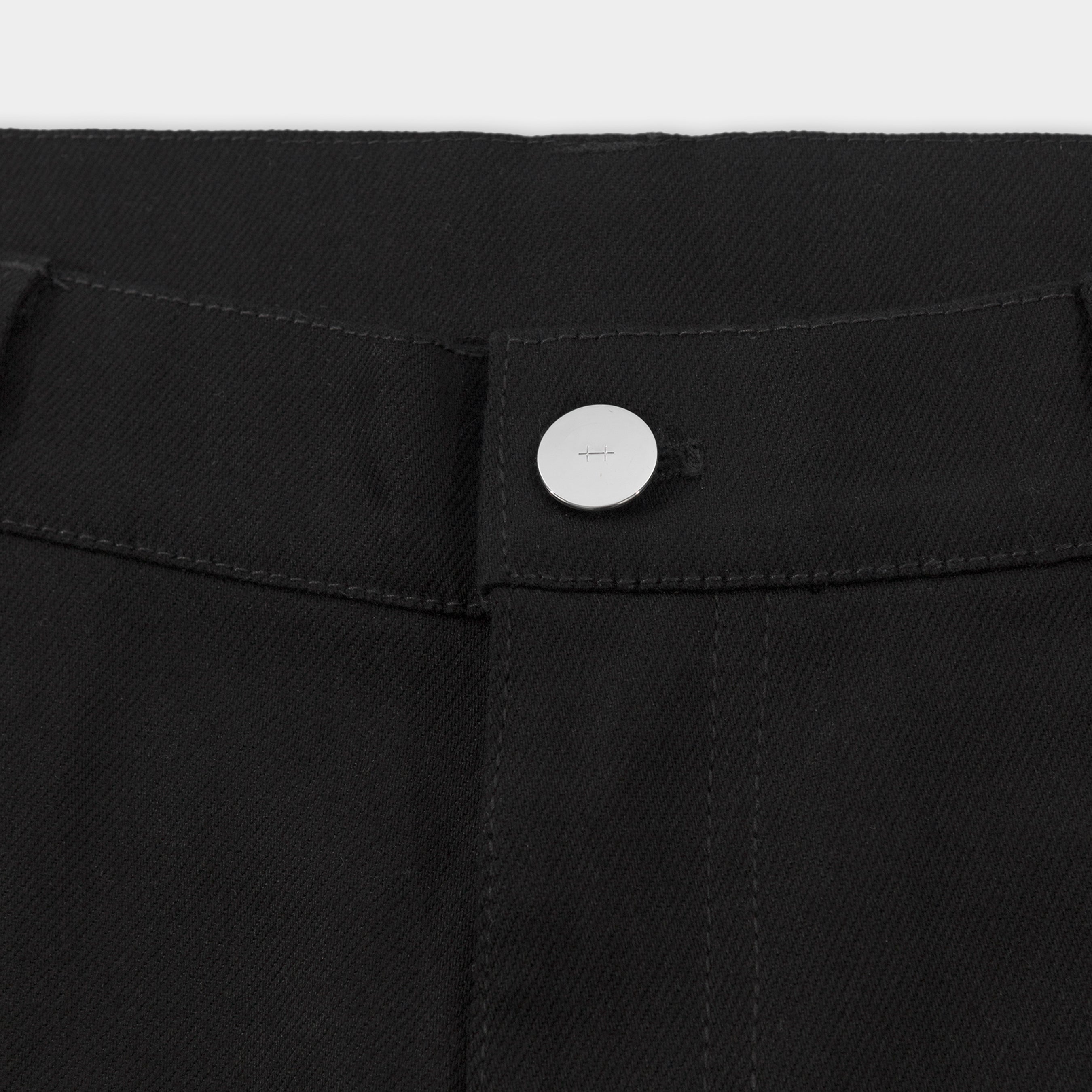 HE, product: GAIT DENIM TROUSERS (Fig. 6)