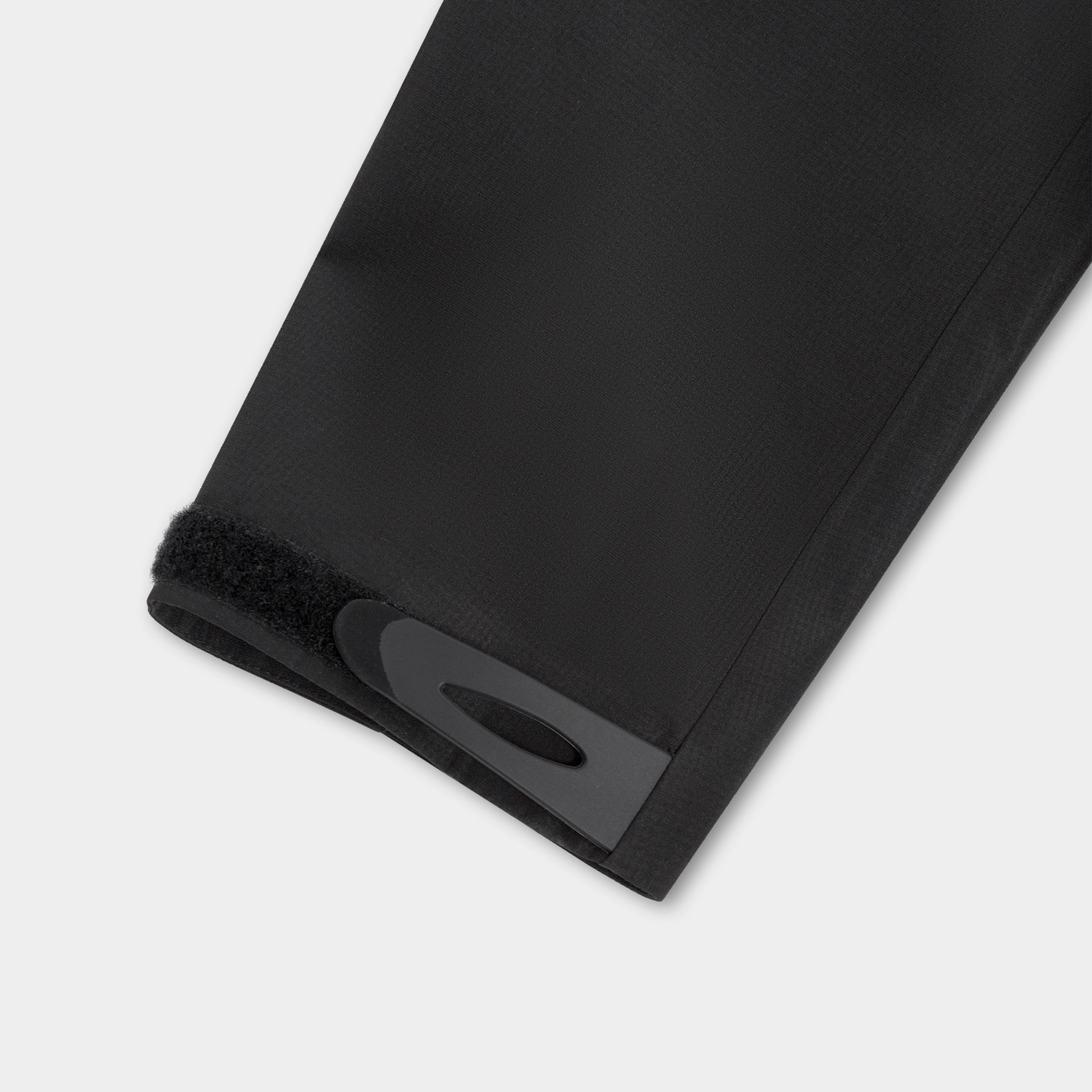 HE, product: KLADRUBER JACKET (Fig. 10)