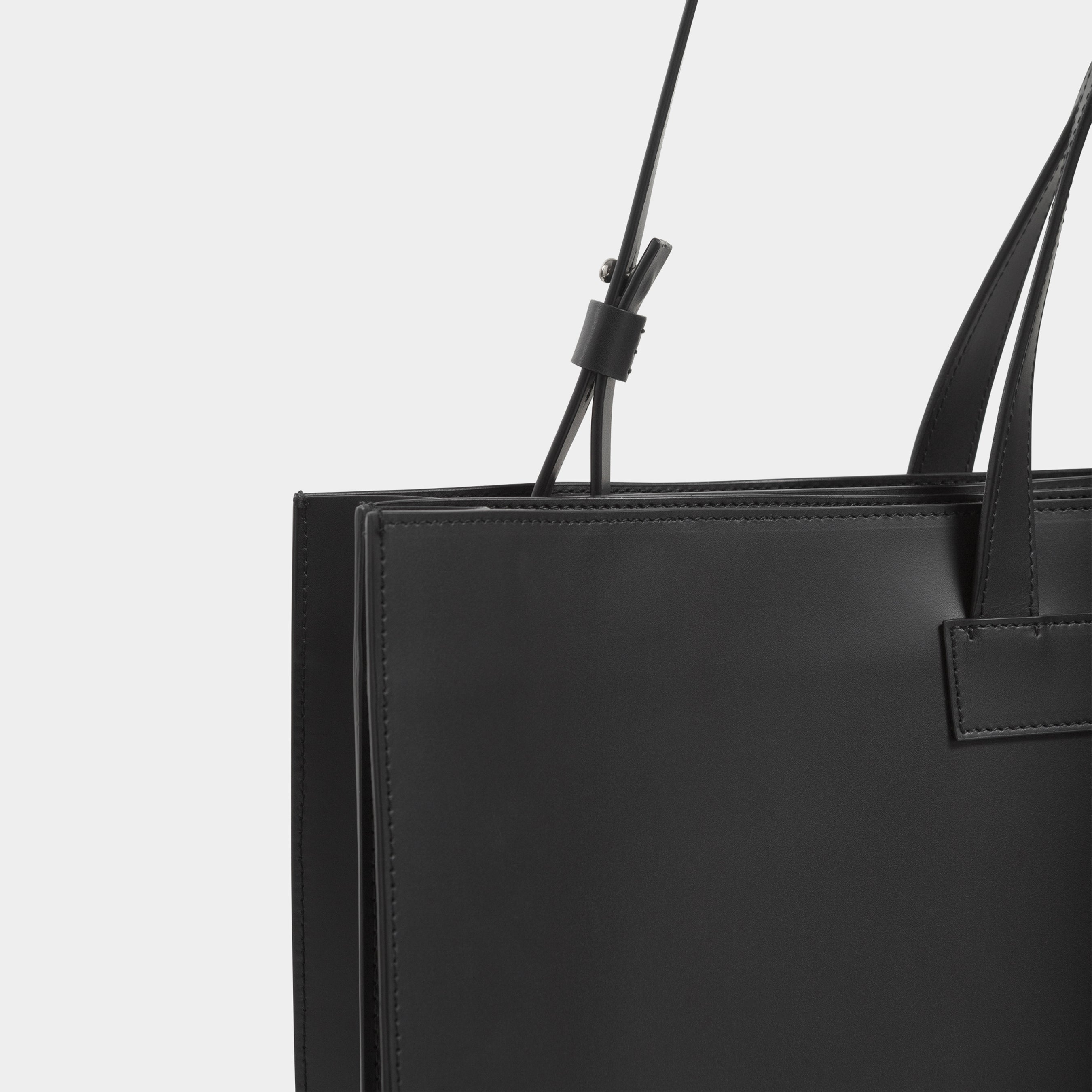 HE, product: VESPERA BAG LARGE (Fig. 3)