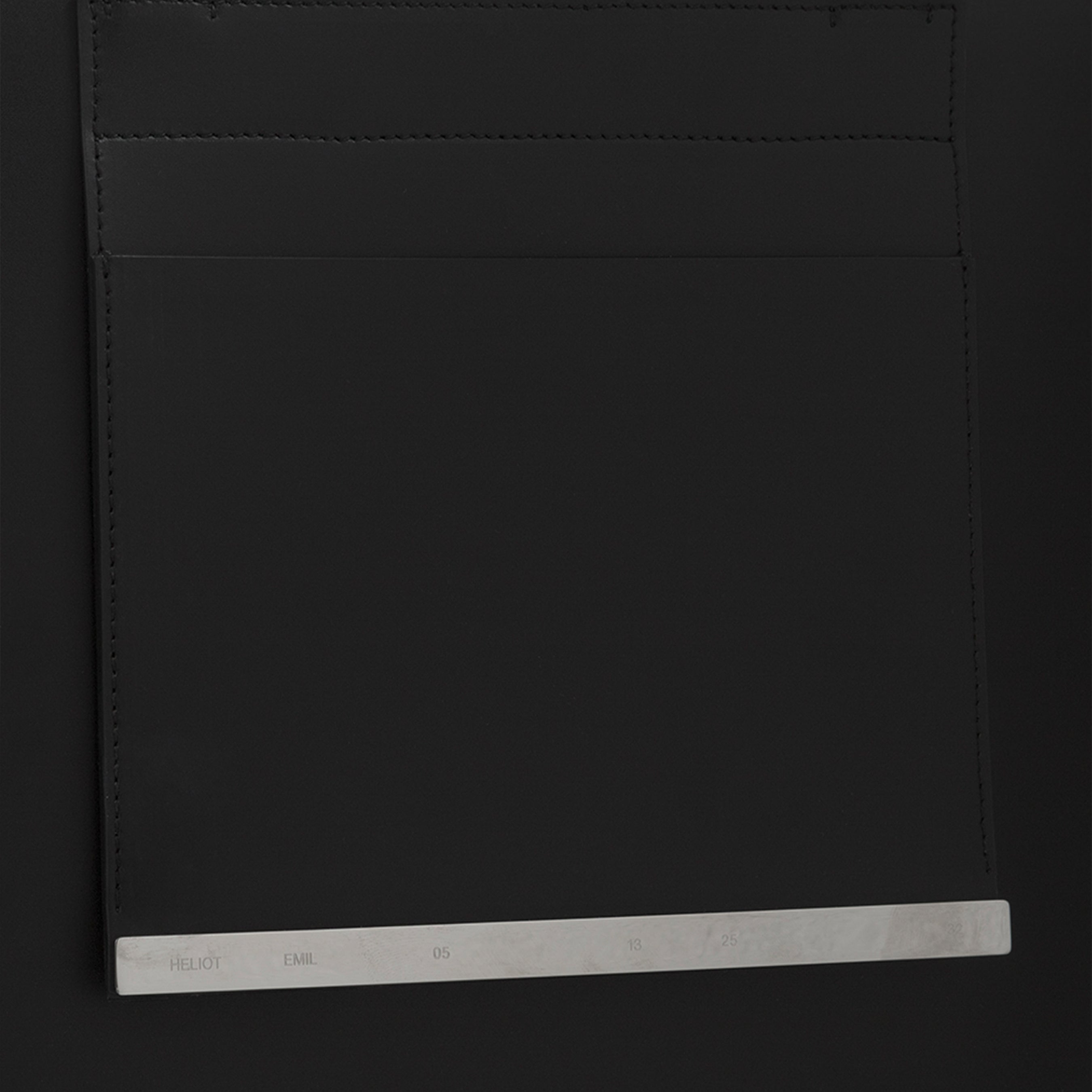 HE, product: VESPERA BAG LARGE (Fig. 5)