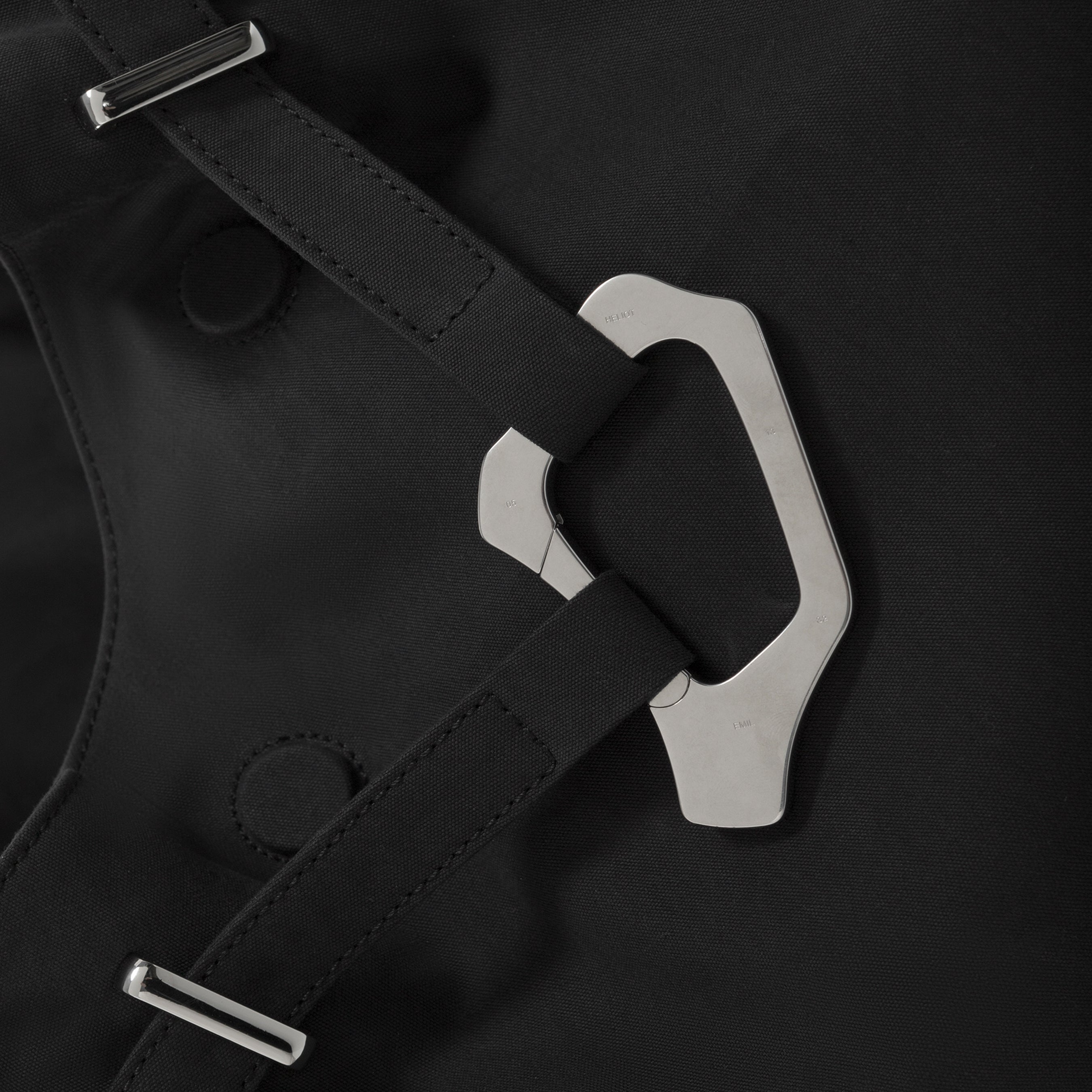 HE, product: SHAGYA BAG (Fig. 5)