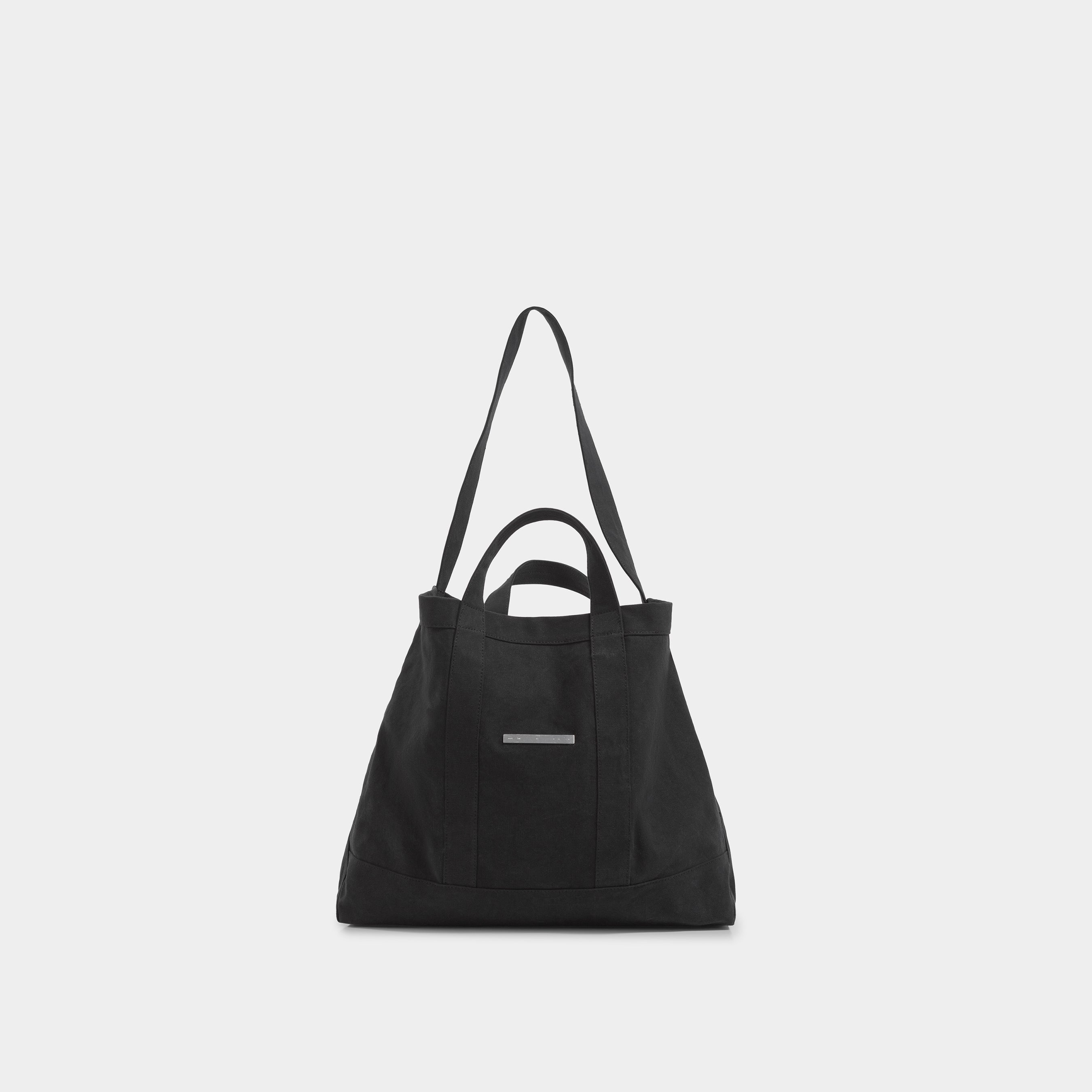 HE, product: SHIRE TOTE (Fig. 1)