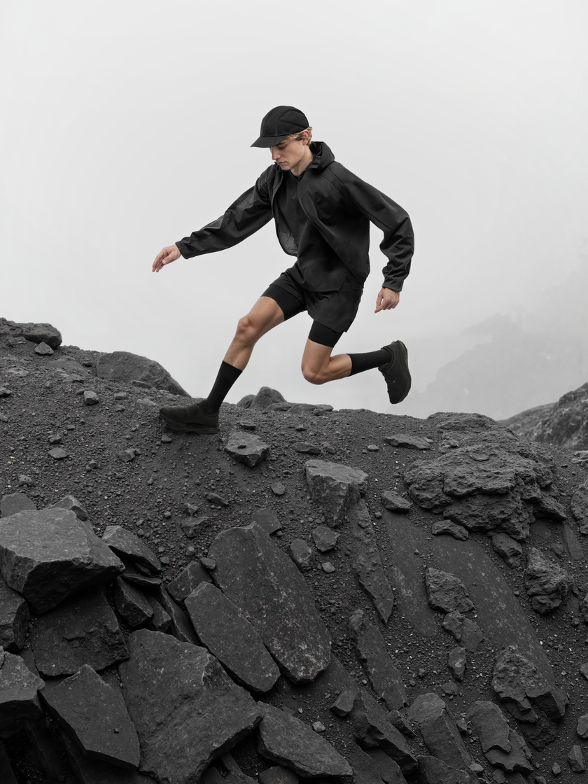 HE, product: PUMA X HELIOT EMIL LIGHTWEIGHT JACKET (Fig. 12)