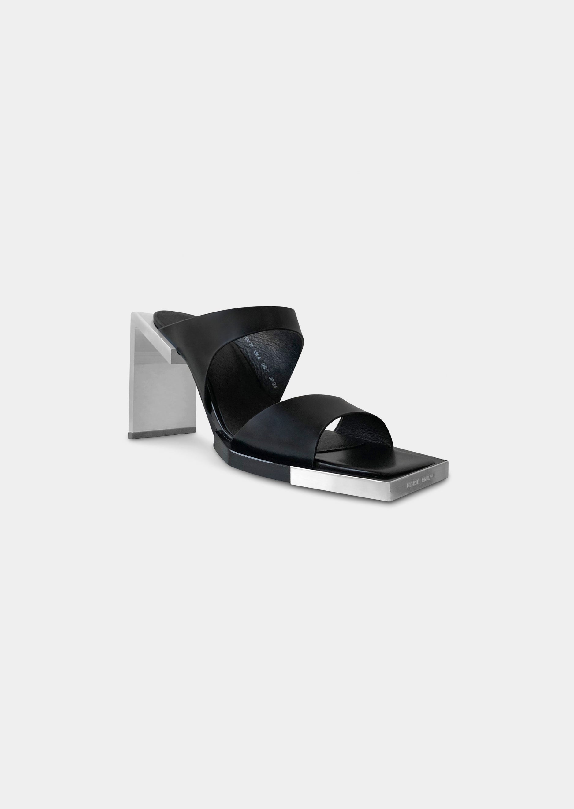 HE, product: SANDALS (Fig. 12)